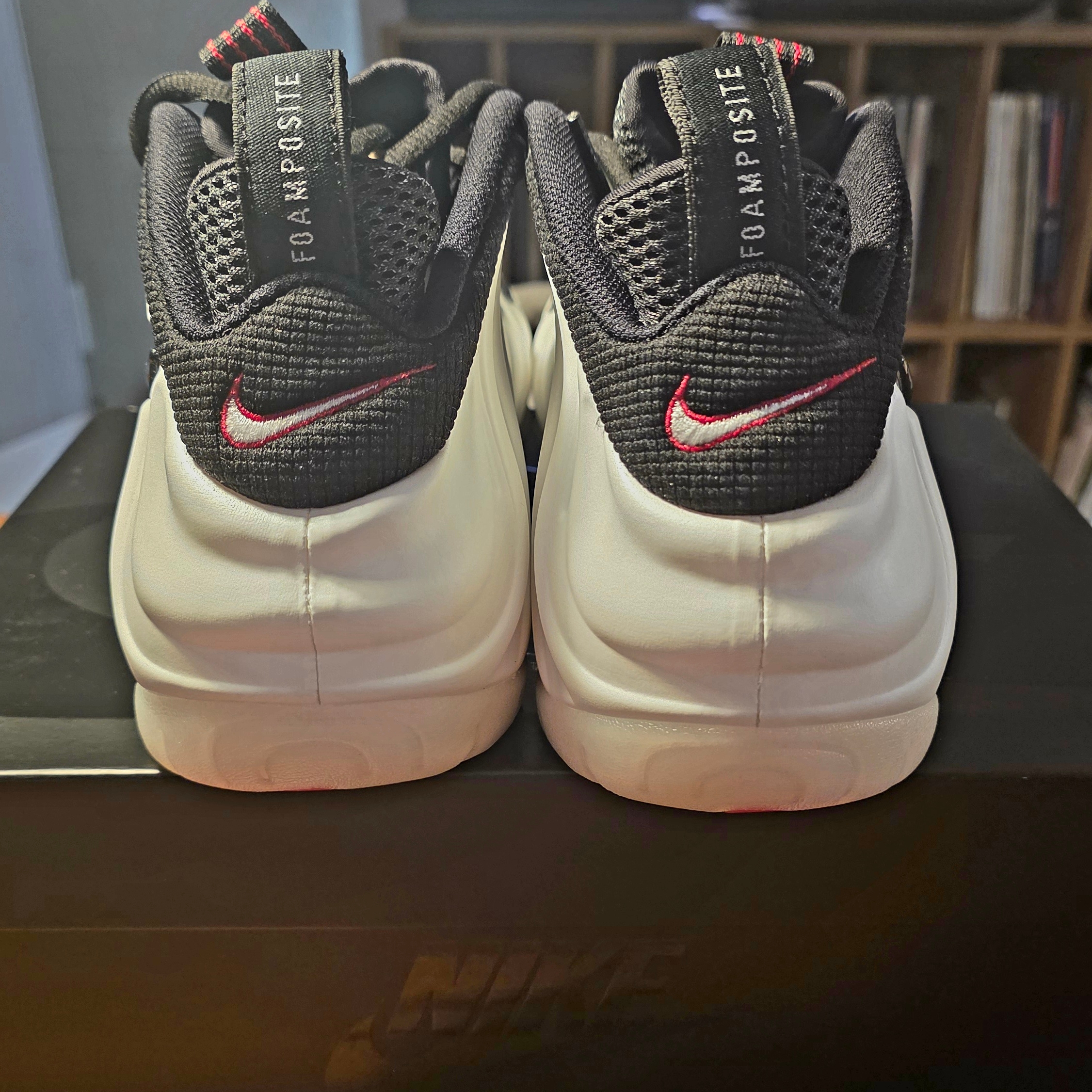 Nike Air Foamposite Pro Pearl White White 착용 스타일 - 2