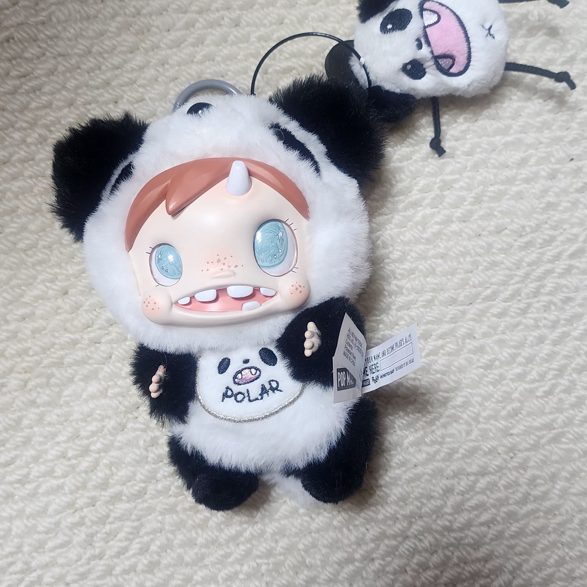 Pop Mart Polar-Monster Baby Collection Series Plush Pendant Ver.1 Sealed Case (1 Blind Box) 착용 스타일