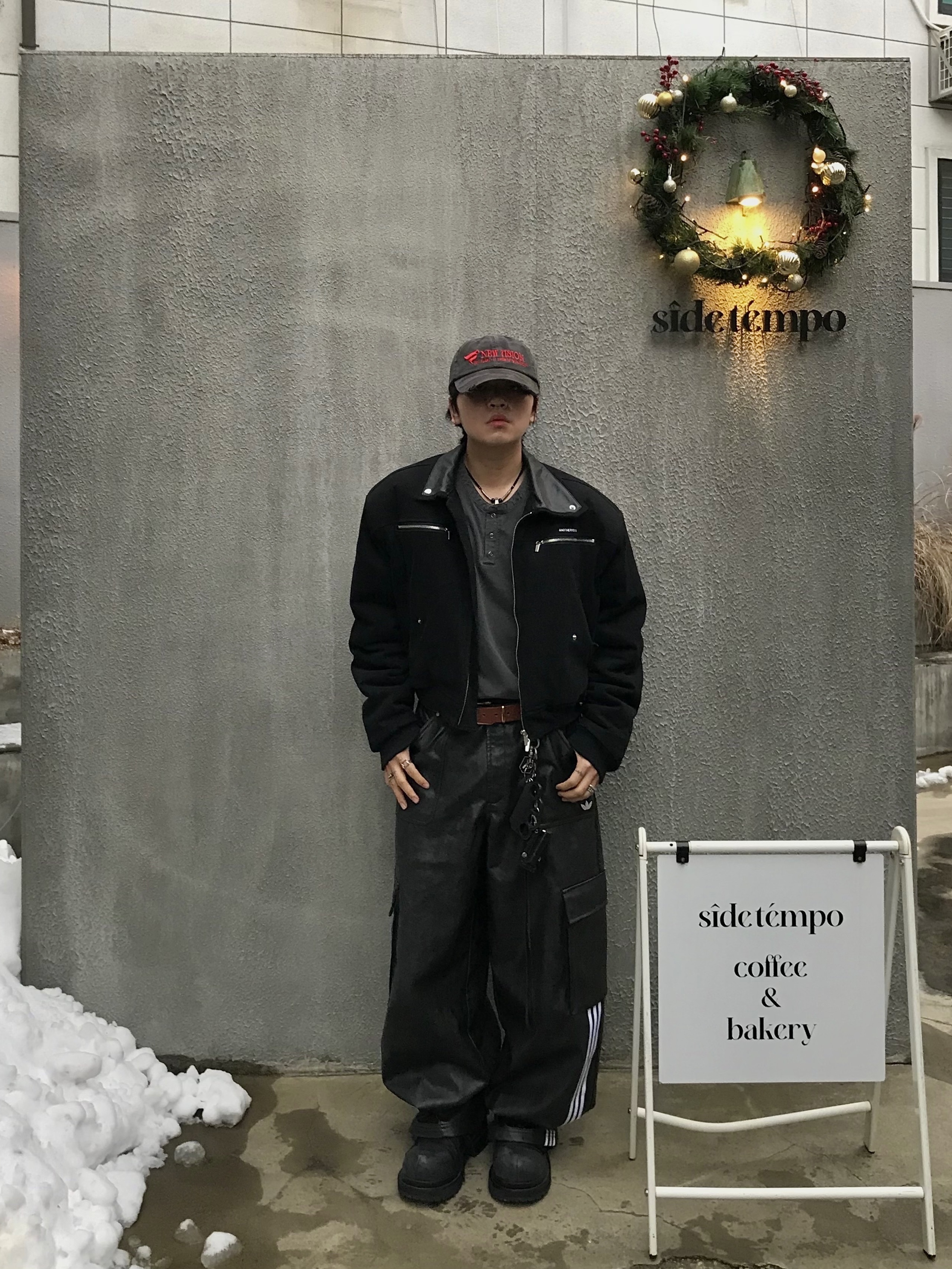 (W) Adidas Adilenium Season 3 Vintage Faux Leather Pants Black - KR Sizing, Stussy Metal S Tip Belt Desert 착용 스타일 - 1