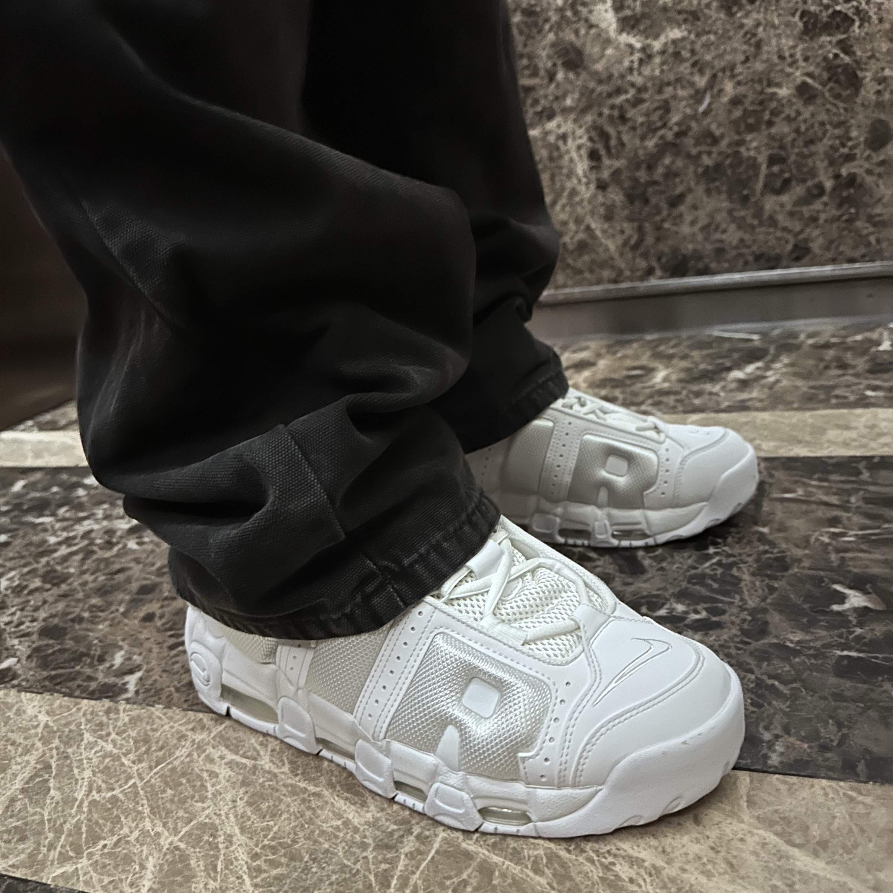 Gentle Monster x Maison Margiela MM114 Black Clear, Stussy Mask Jacquard Sherpa Fleece Jacket Natural 착용 스타일 - 2