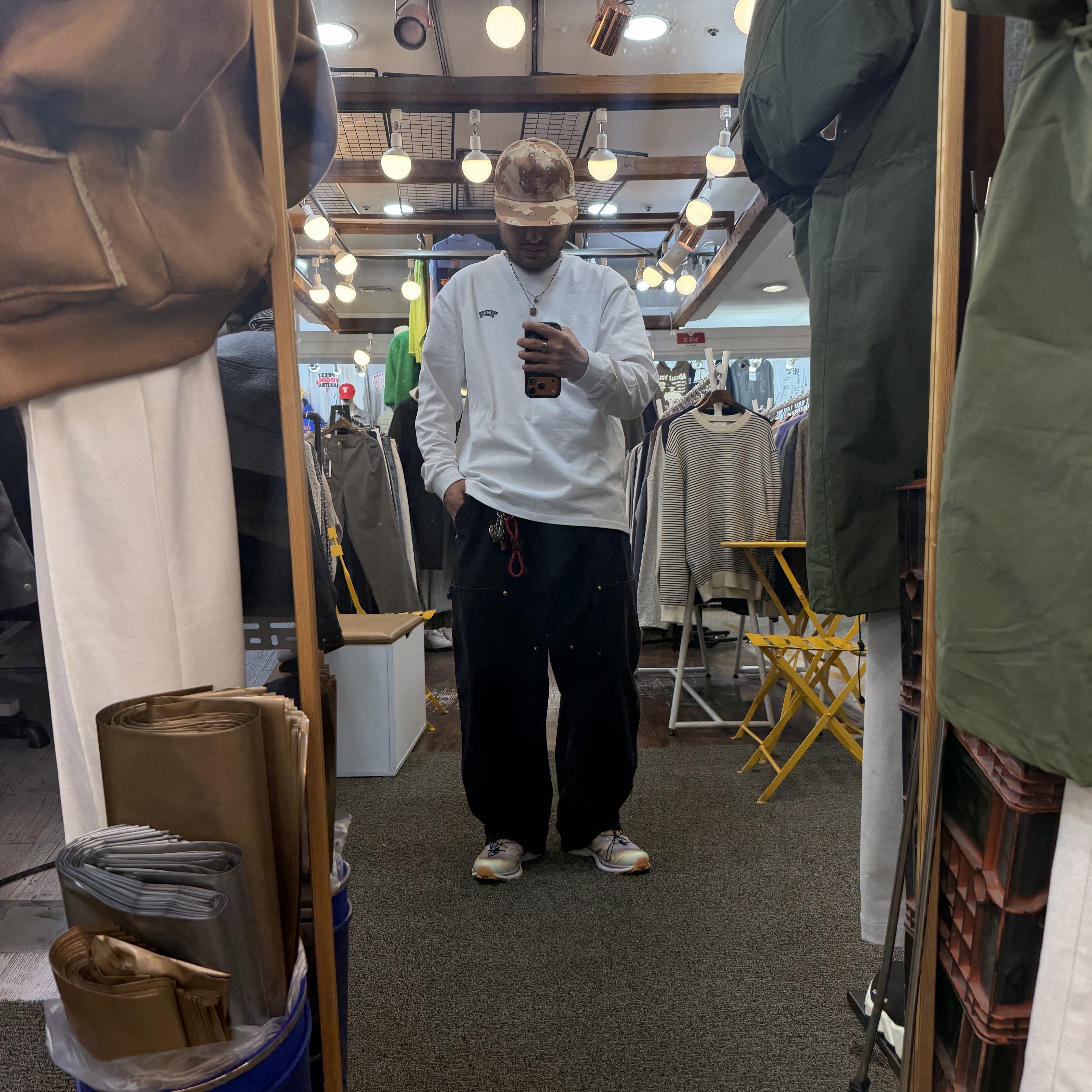 Carhartt WIP Nash Loose Fit Double Knee Pants Black Stone Washed 착용 스타일