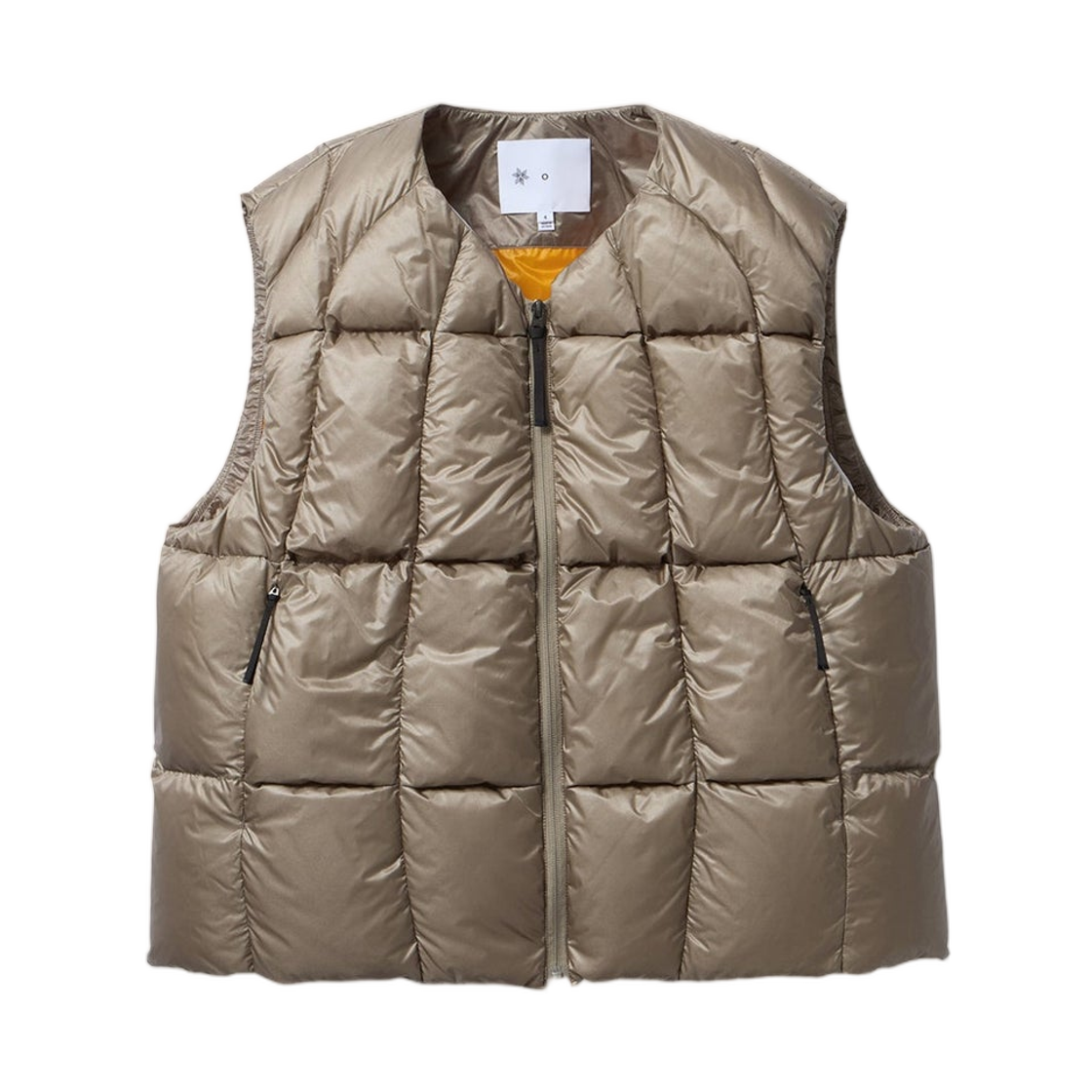 골드윈 제로 쓰리 디멘셔널 다운 라이트 베스트 듄(Goldwin 0 Three-Dimensional Down Light Vest Dune)