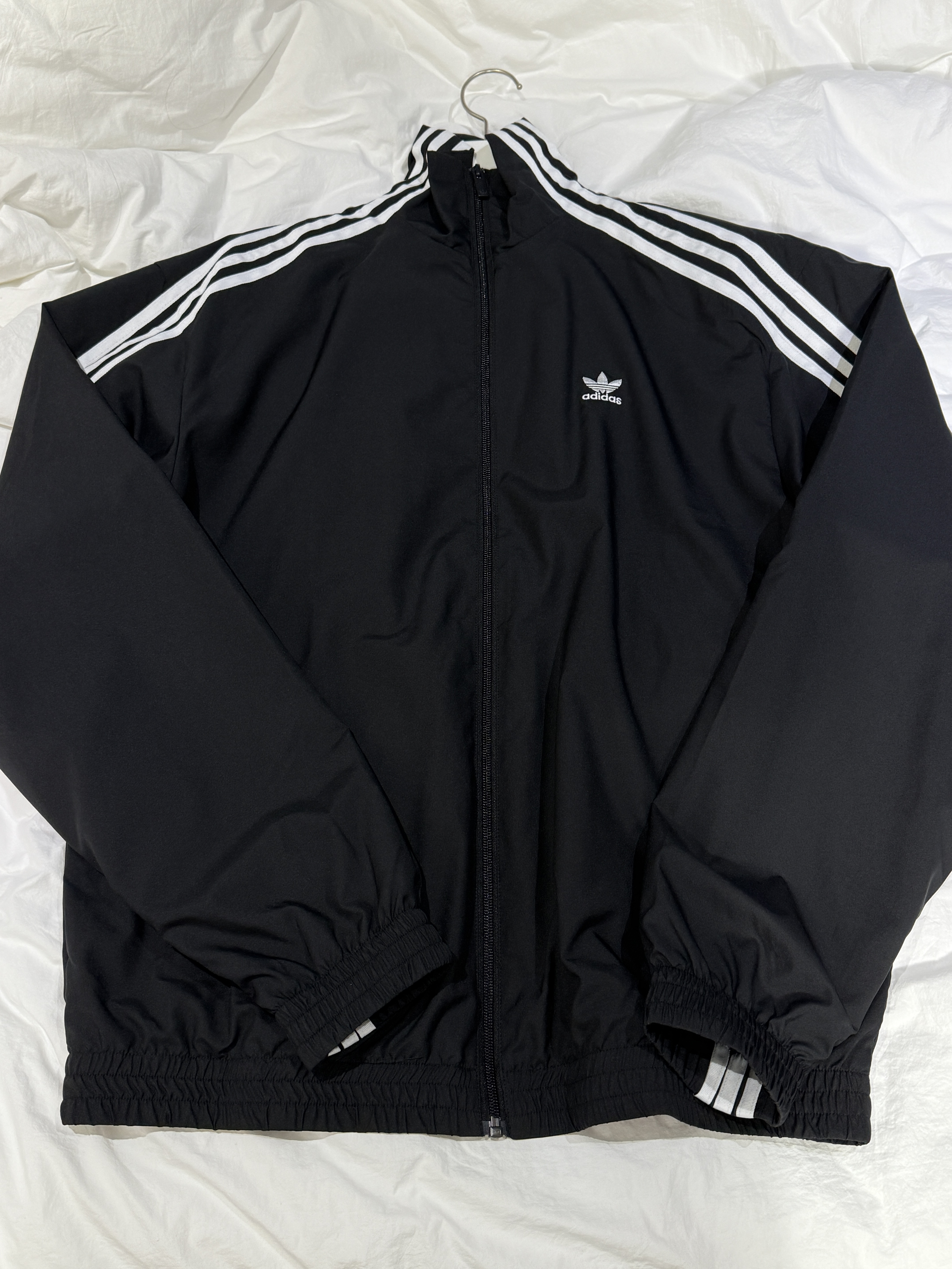 (W) Adidas Adilenium Oversized Track Top Black - KR Sizing 착용 스타일