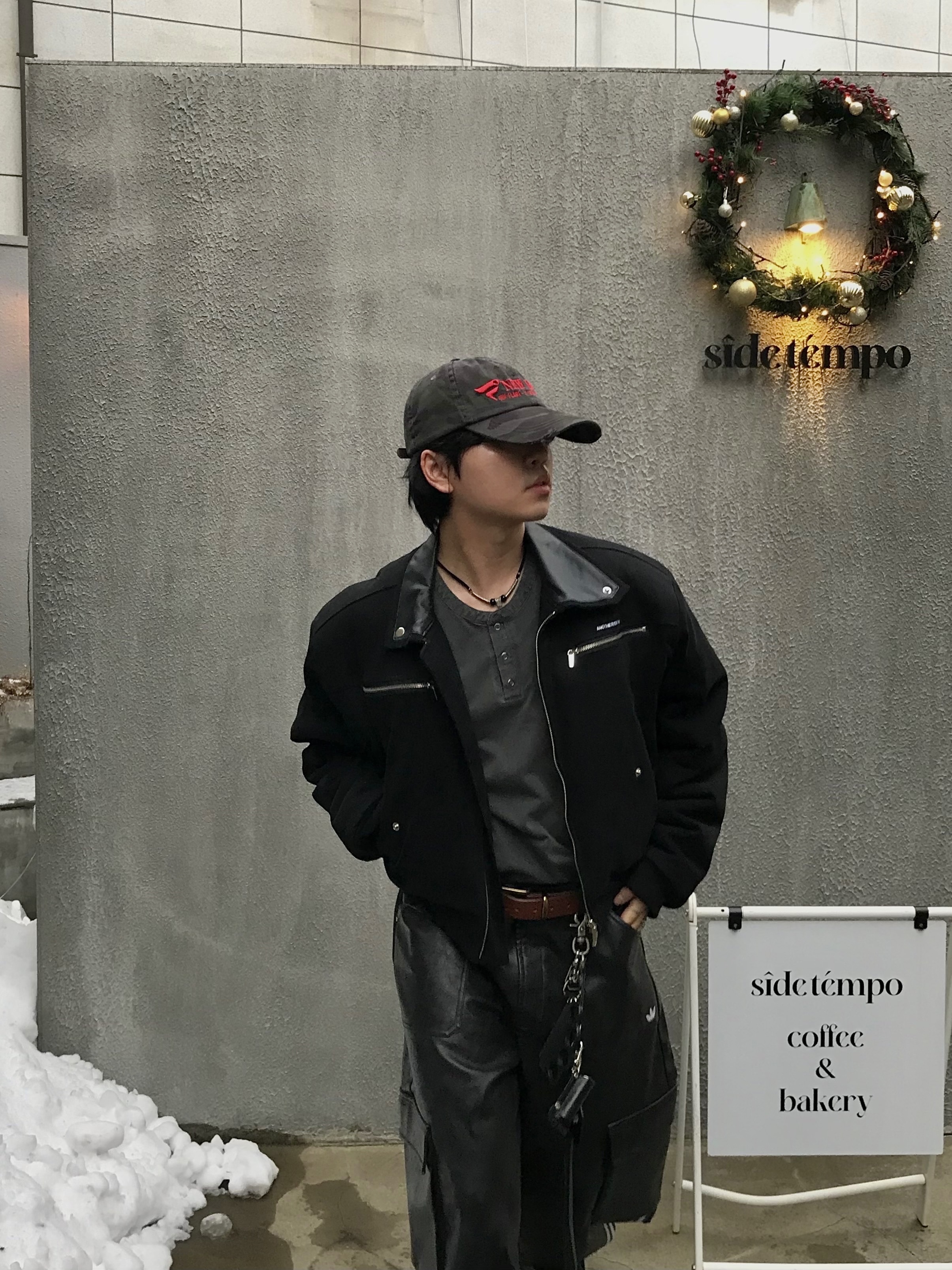 (W) Adidas Adilenium Season 3 Vintage Faux Leather Pants Black - KR Sizing, Stussy Metal S Tip Belt Desert 착용 스타일 - 4