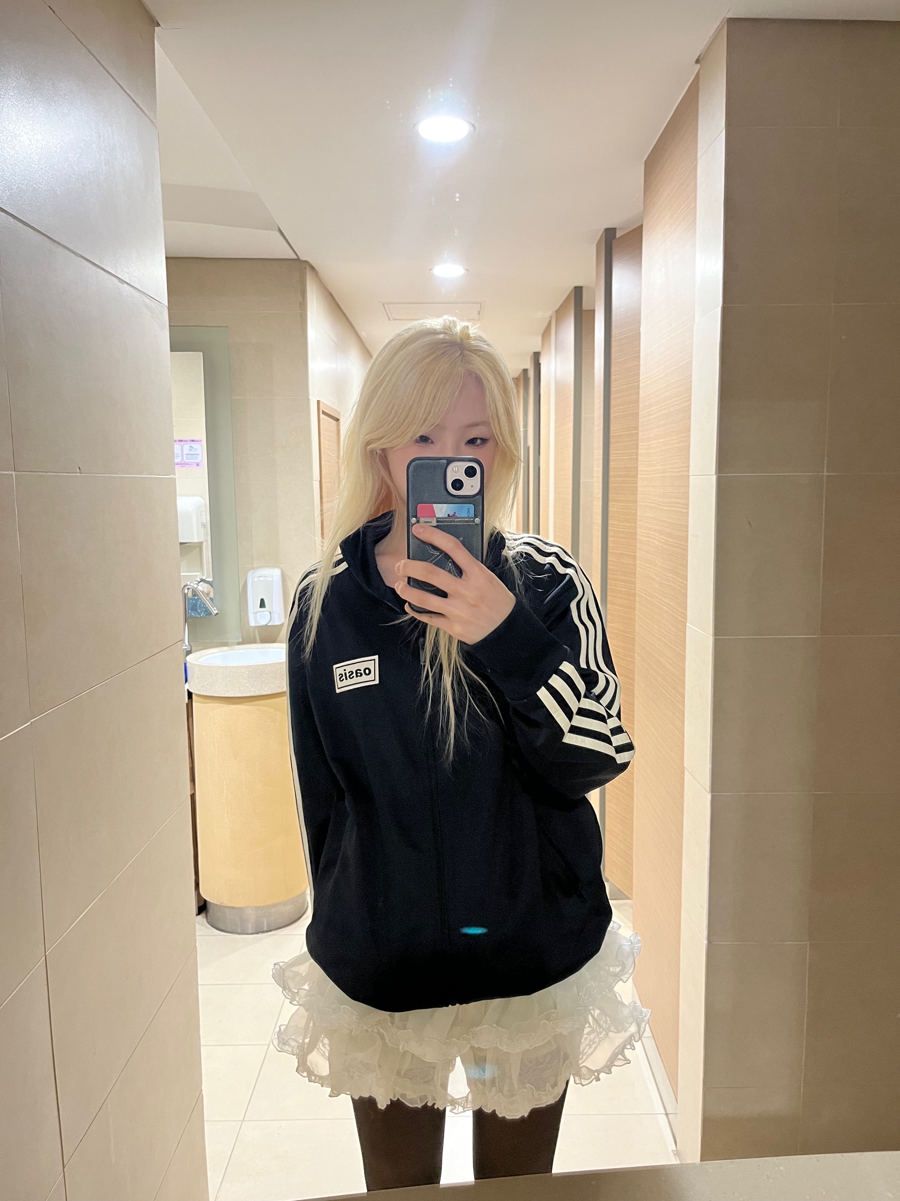 Adidas x Oasis Tour Firebird Track Top Black - KR Sizing 착용 스타일 - 2