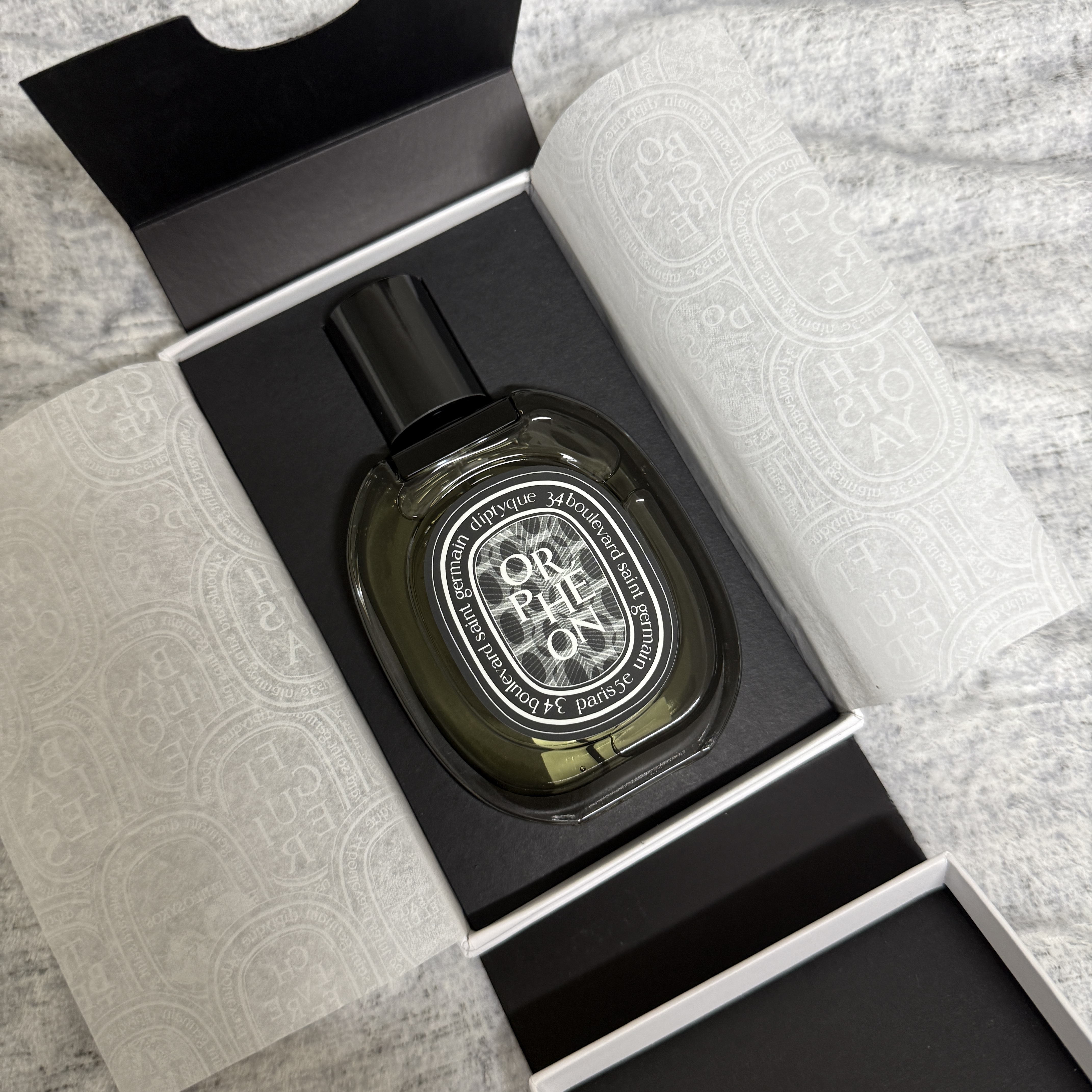 Diptyque Orpheon Eau De Parfum 75ml 착용 스타일 - 2