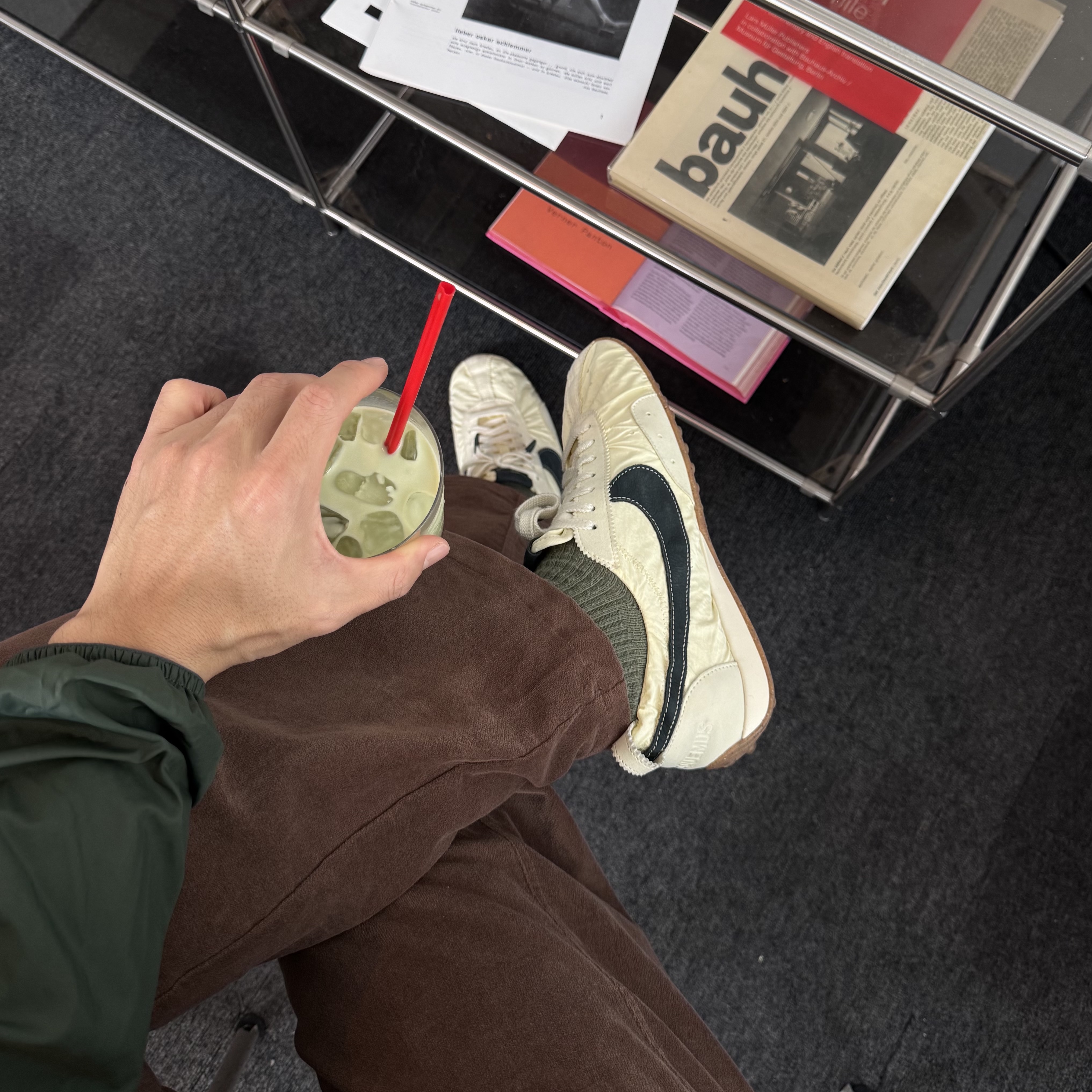 Nike x Jacquemus Moon Shoe SP Alabaster Off Noir 착용 스타일
