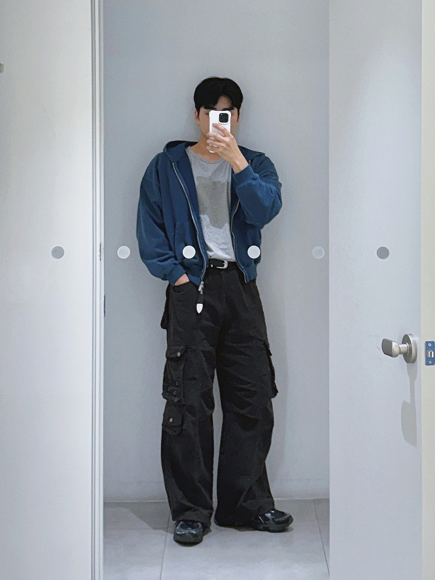 Suade Cropped Washed Hood Zip Up Deep Green, Asics Gel-Kinetic Fluent Black 착용 스타일