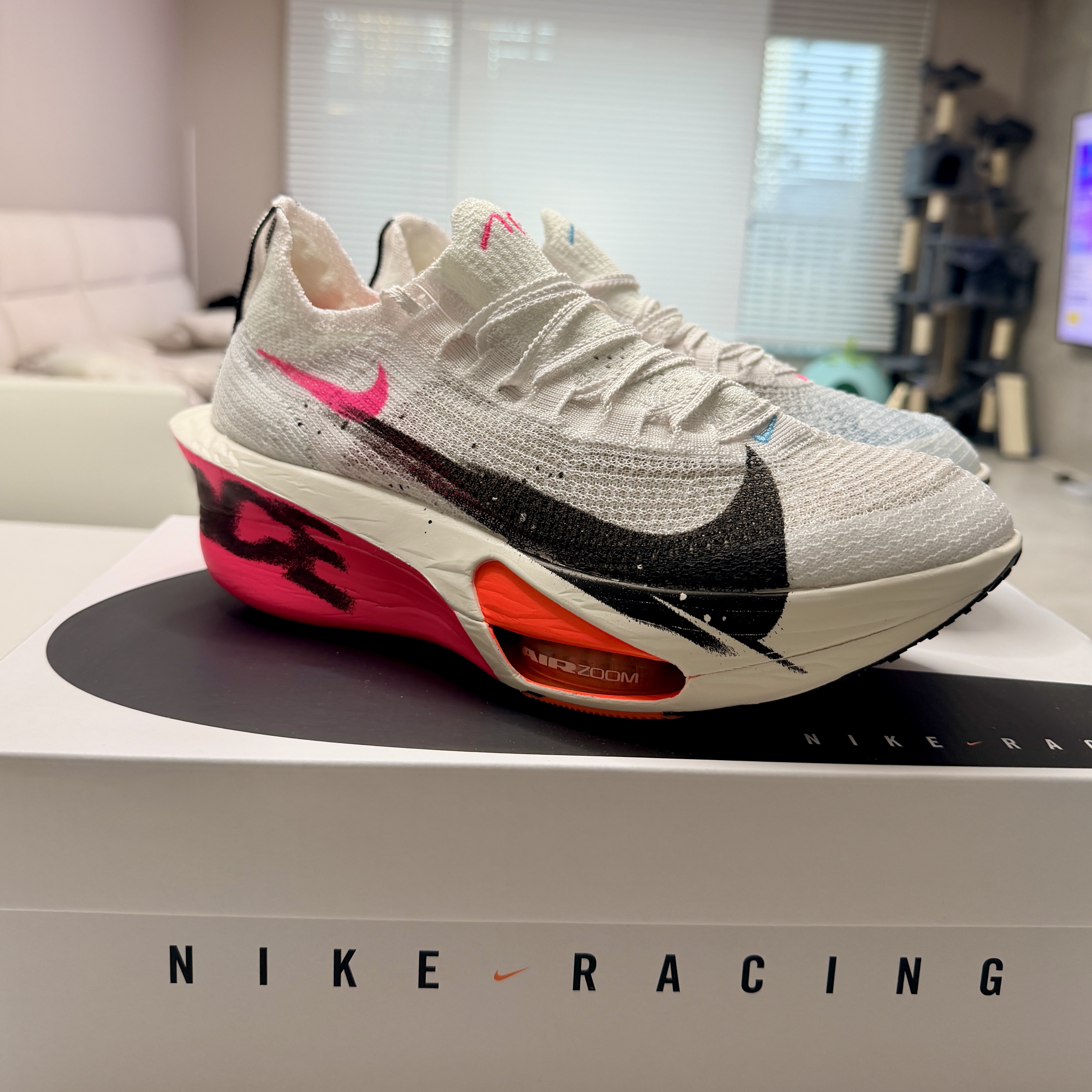 Nike Air Zoom Alphafly Next% 3 White Soft Pearl 착용 스타일 - 6