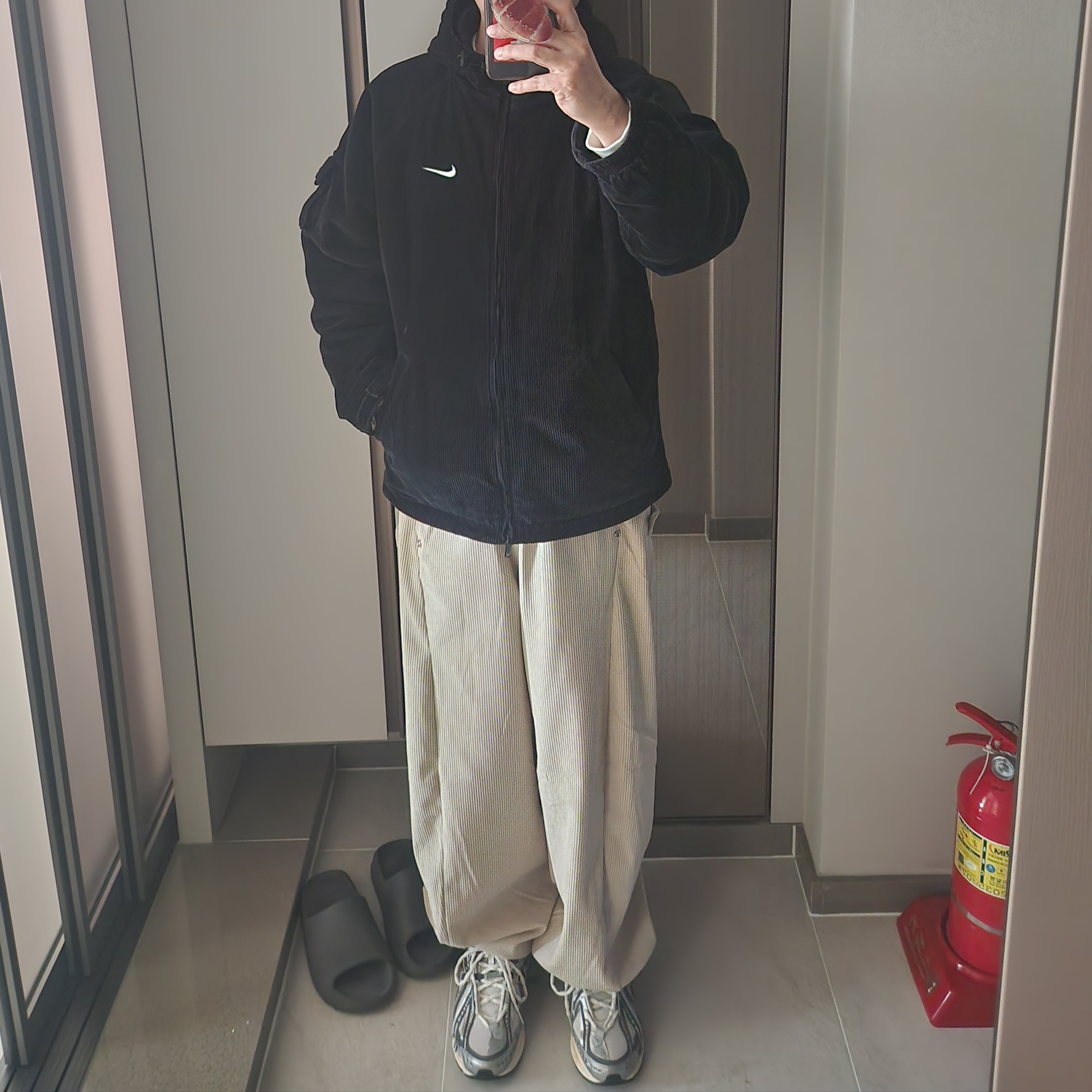 Supreme x Nike Arc Corduroy Hooded Jacket Black - 22SS 착용 스타일