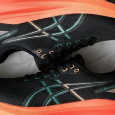 Asics Gel-Kayano 31 Black Rainy Lake - 2E Wide 착용 스타일