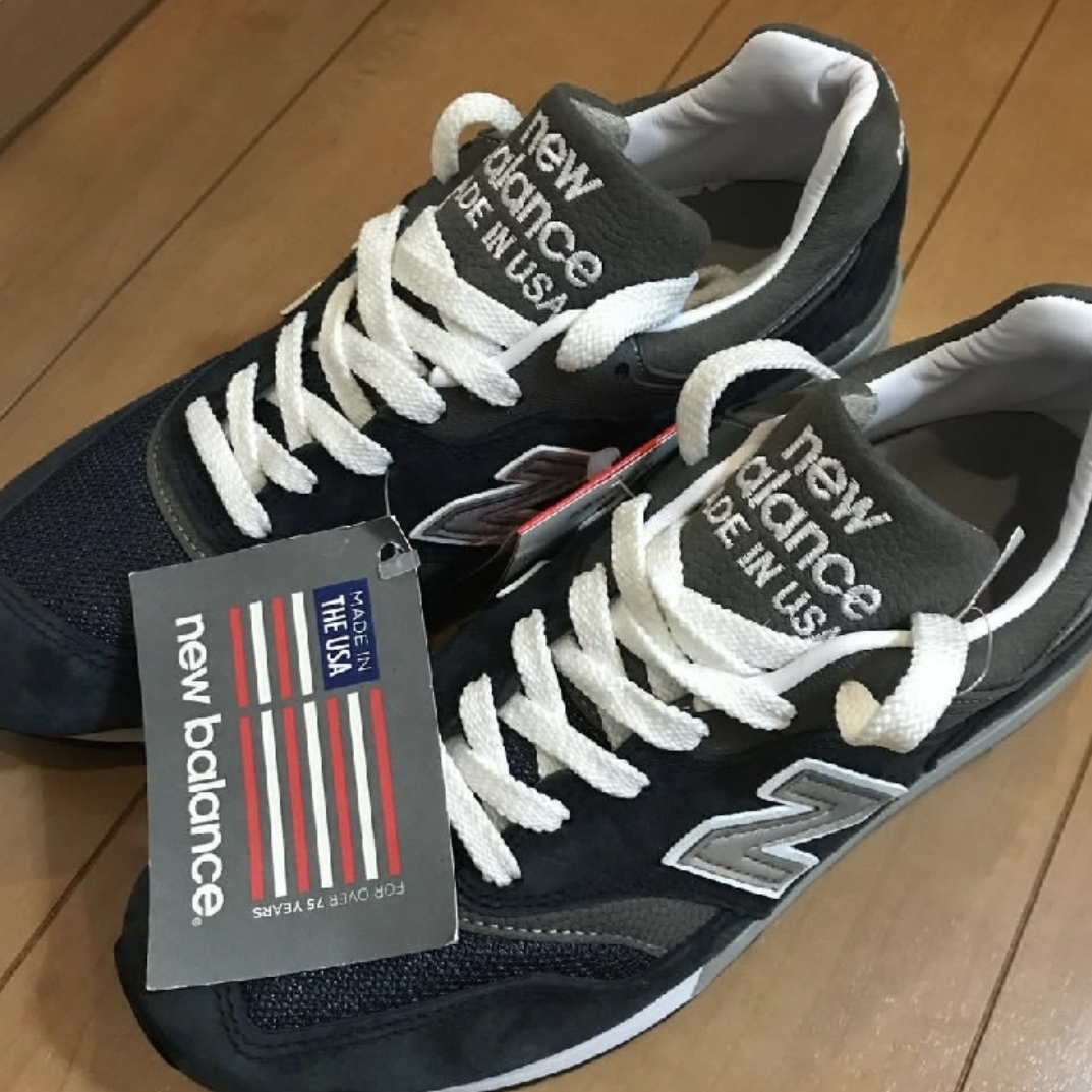 New Balance 1500 Made in UK Navy, New Balance 997 Made in USA Navy - D Standard 착용 스타일