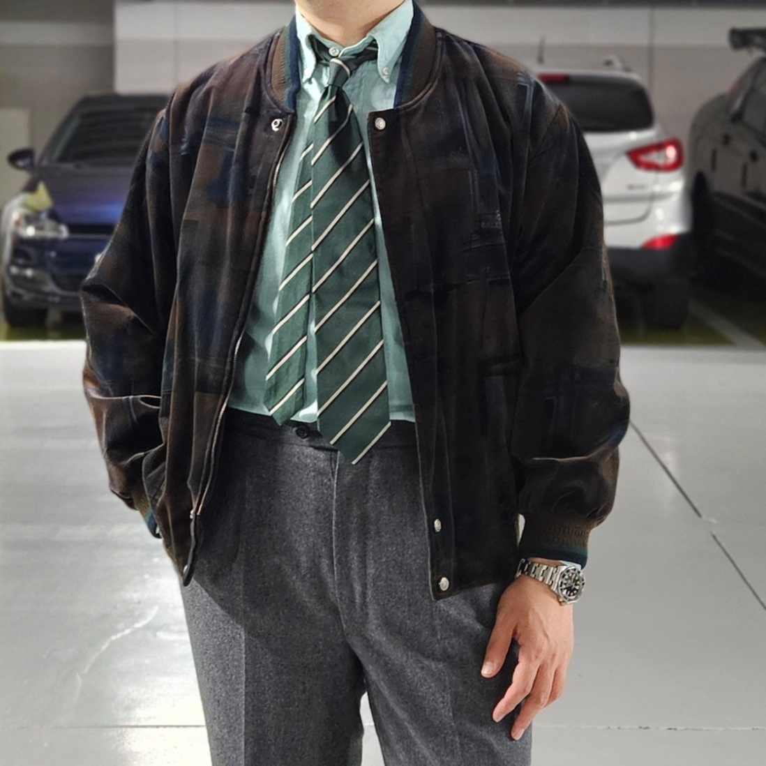 Alden 6243 Suede Unlined Flex Penny Loafer Snuff - D, Rolex Submariner 41mm 124060 Black Oyster 착용 스타일 - 2