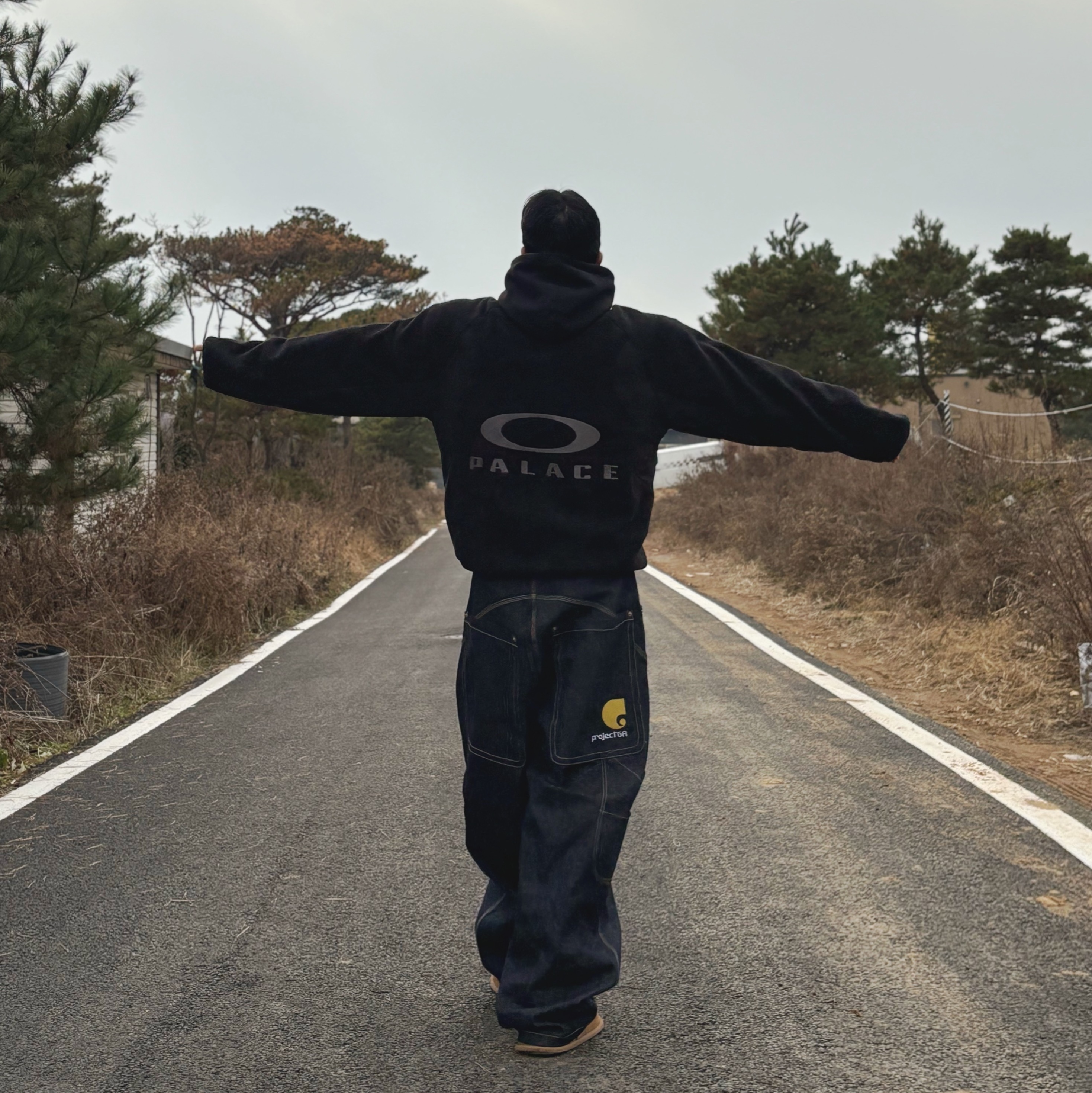 Palace x Oakley Fleece Black - 24FW, Project G/R Retro Baggy Denim Pants Dark Navy 착용 스타일 - 2