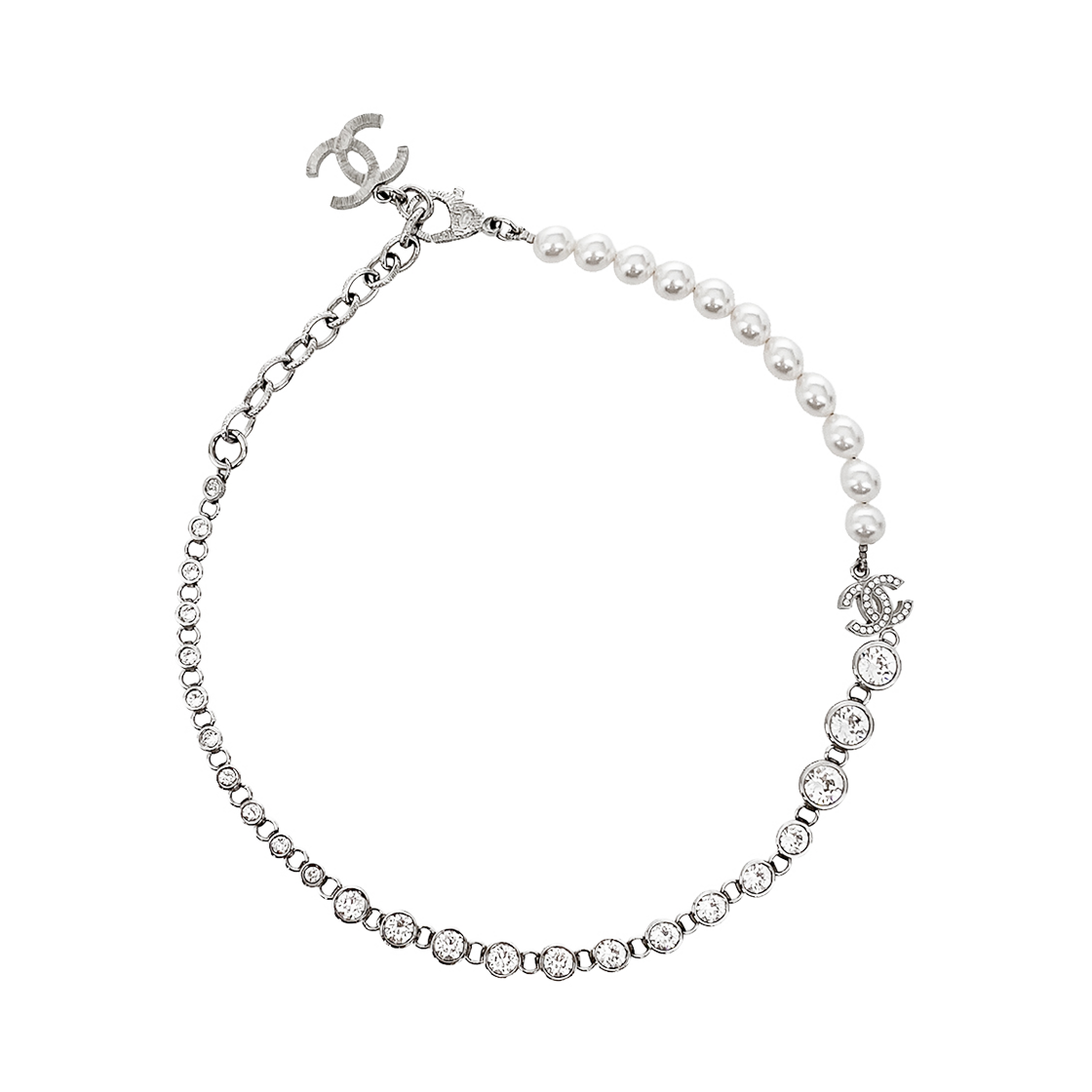 샤넬 25V CC로고 진주 큐빅 네크리스 펄리화이트 은장(5ET1992)(Chanel 25V CC Logo Pearl Cubic Necklace in Pearly White with Silver Accents (5ET1992))