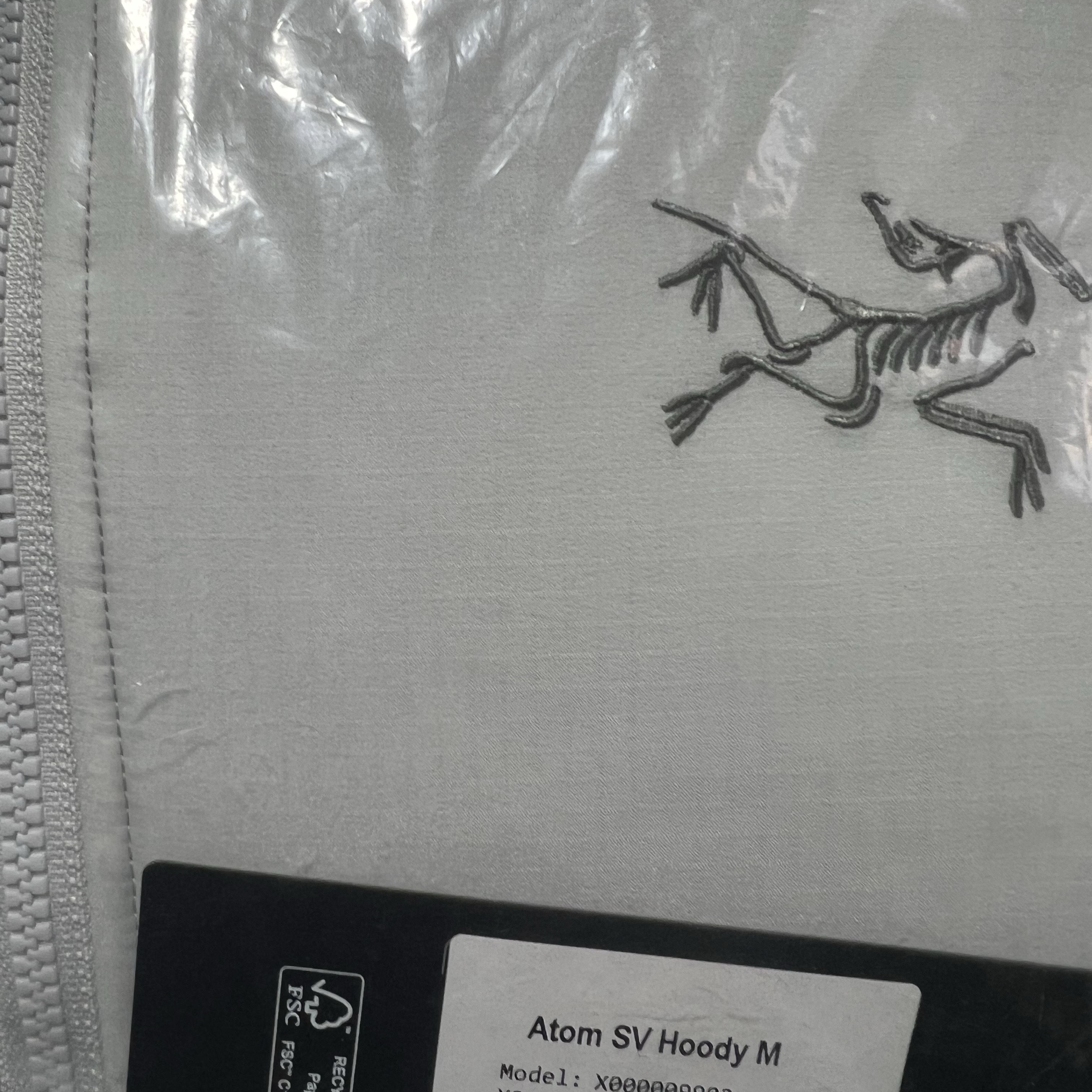 Arc'teryx Atom SV Hoody Solitude 착용 스타일