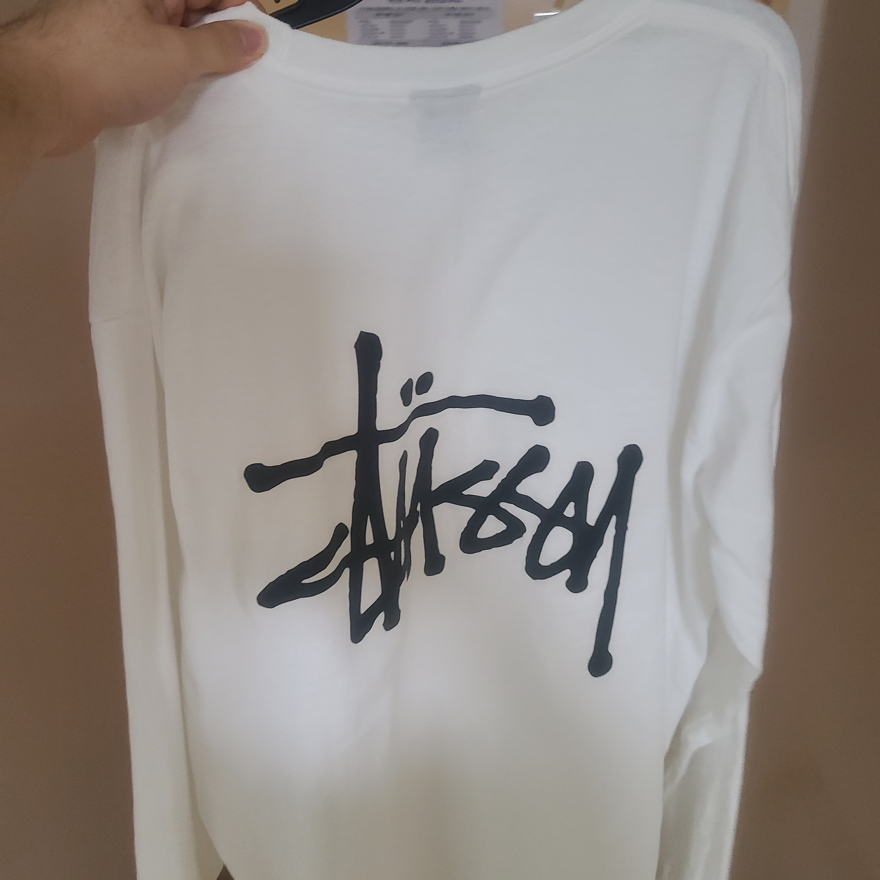 Stussy Basic Stussy LS T-Shirt White 착용 스타일 - 1