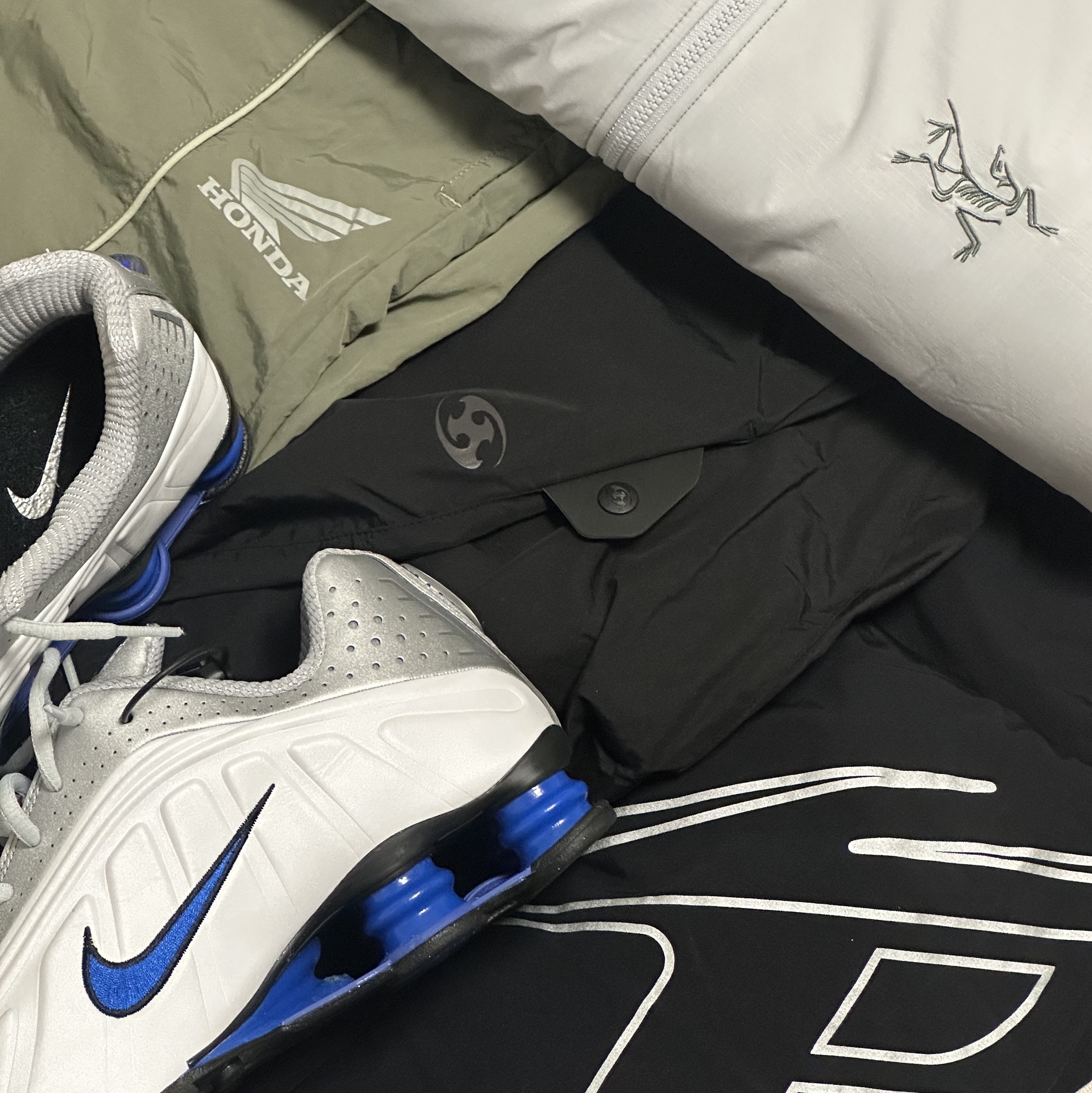 Honda Speed Track Solid nylon Pants Khaki, BORN TO WIN Reflective Line Big Symbol Wide Pants Black 착용 스타일