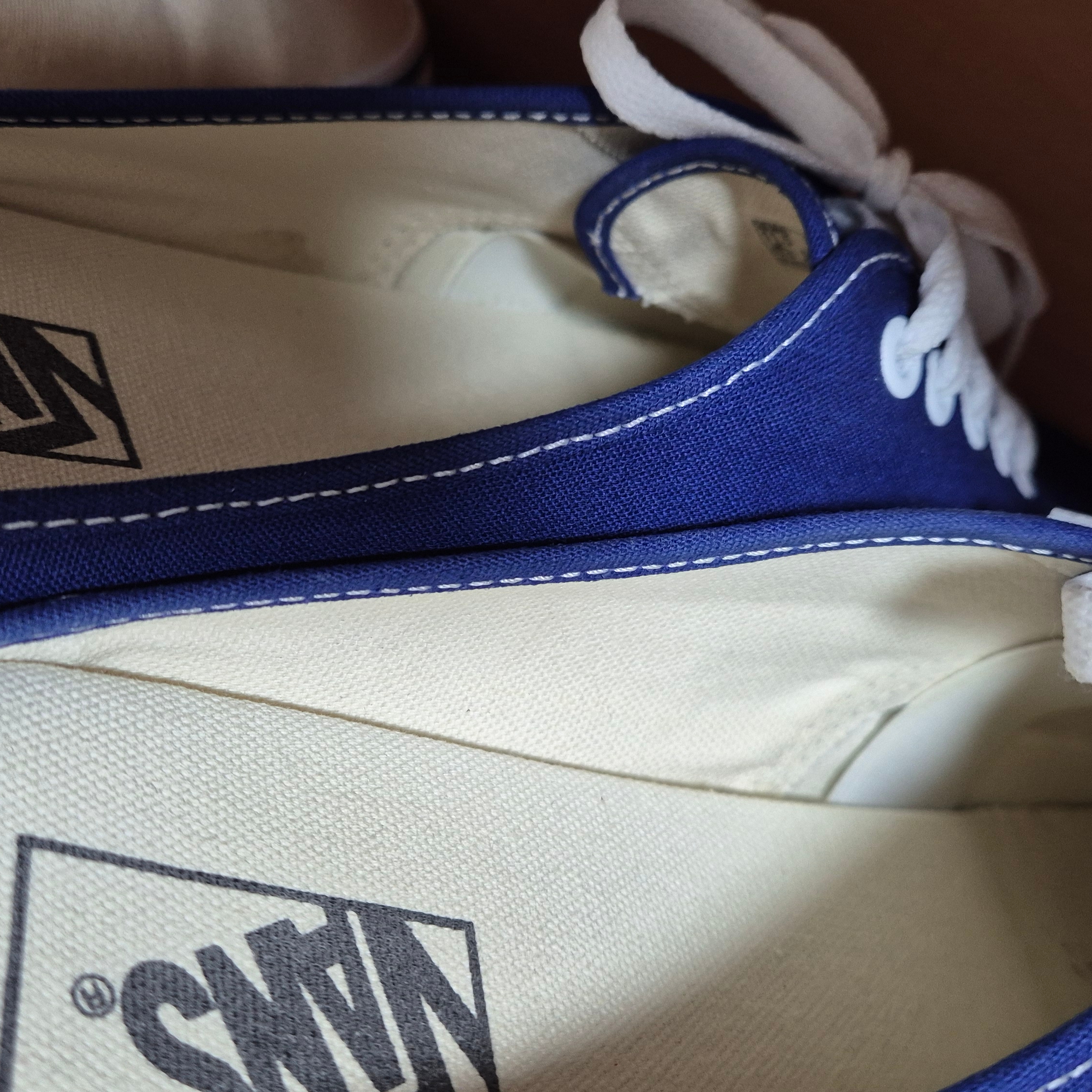 Vans Canvas Authentic Mule Blue 착용 스타일