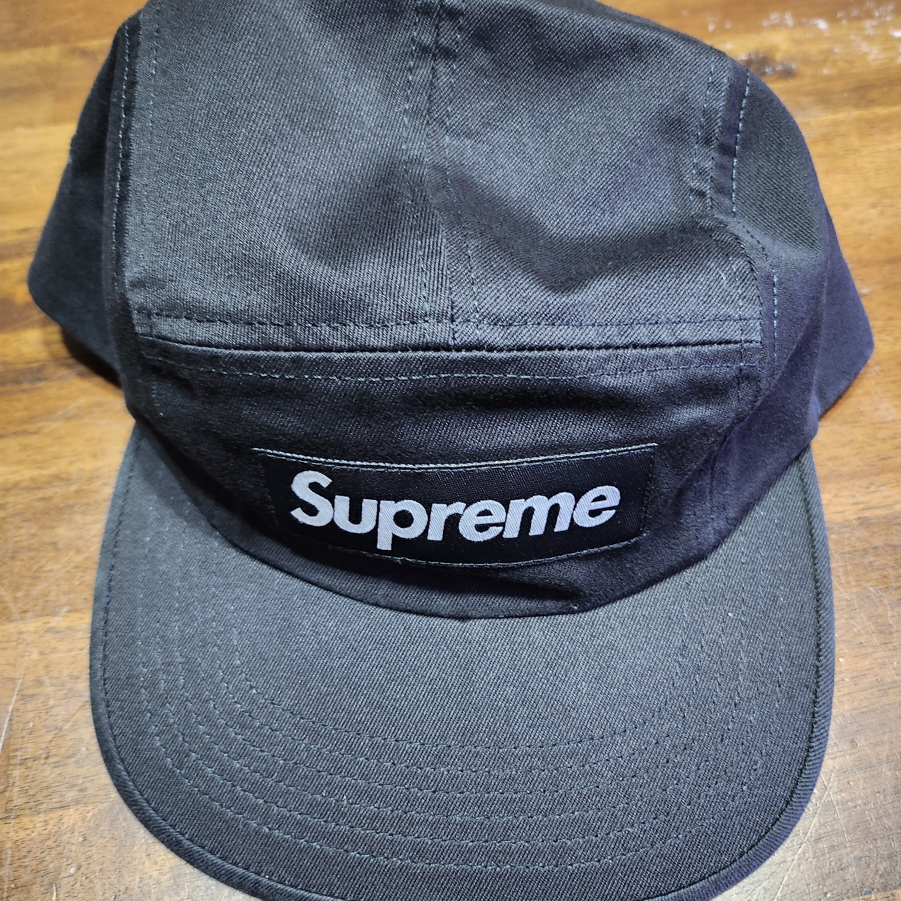 Supreme Washed Chino Twill Camp Cap Black 착용 스타일