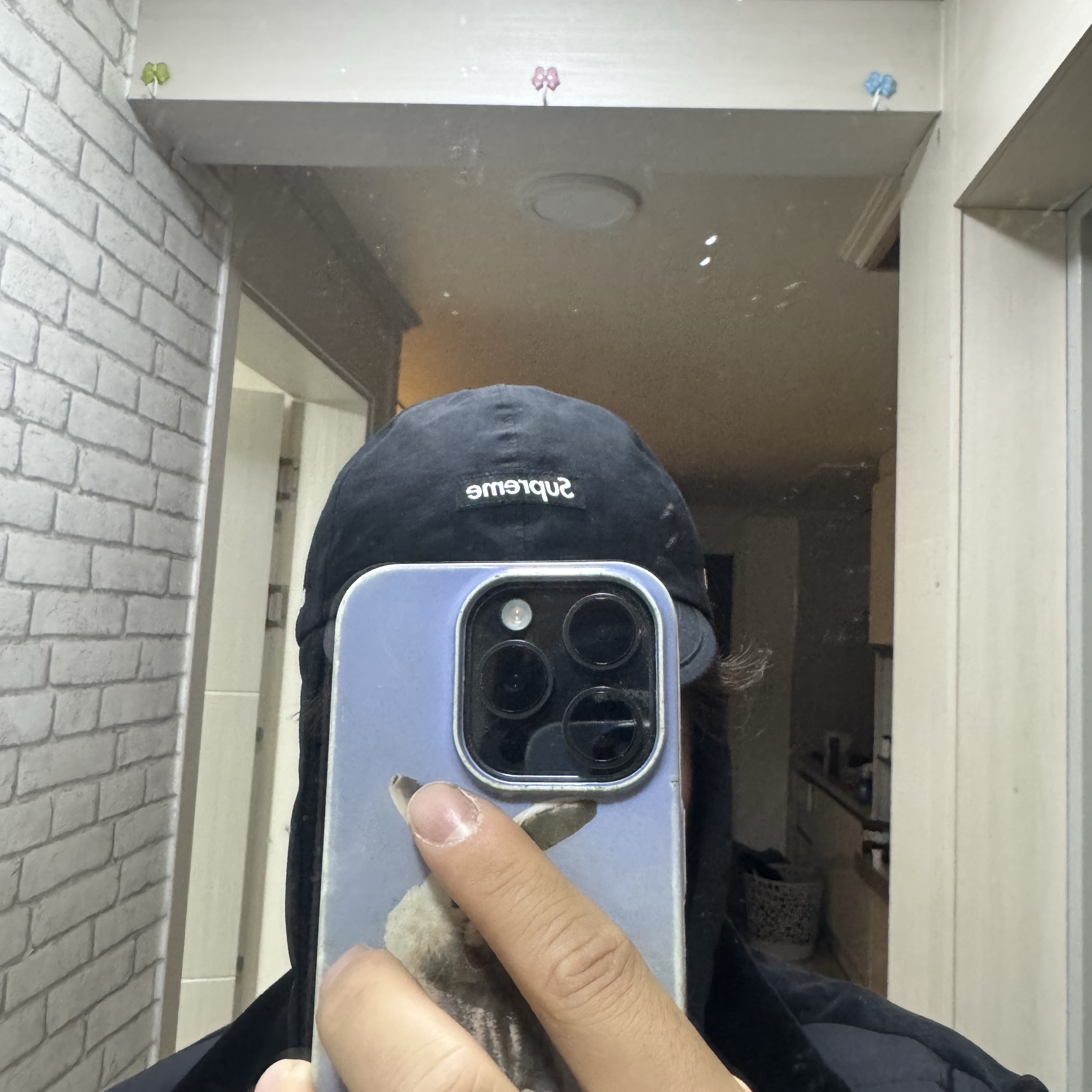 Supreme Gore-Tex Earflap Cap Black - 23FW, Palace Pertex Dogear 6-Panel Black - 25FW 착용 스타일 - 1