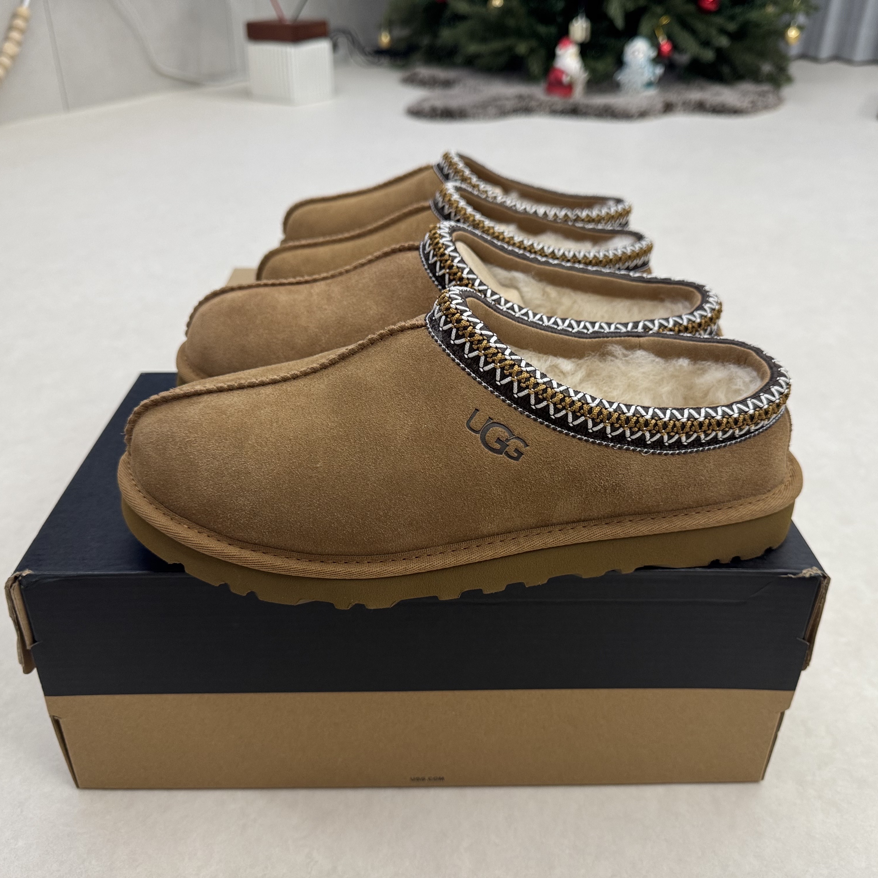 UGG Tasman II Slipper Chestnut, (W) UGG Tasman II Chestnut 착용 스타일 - 1