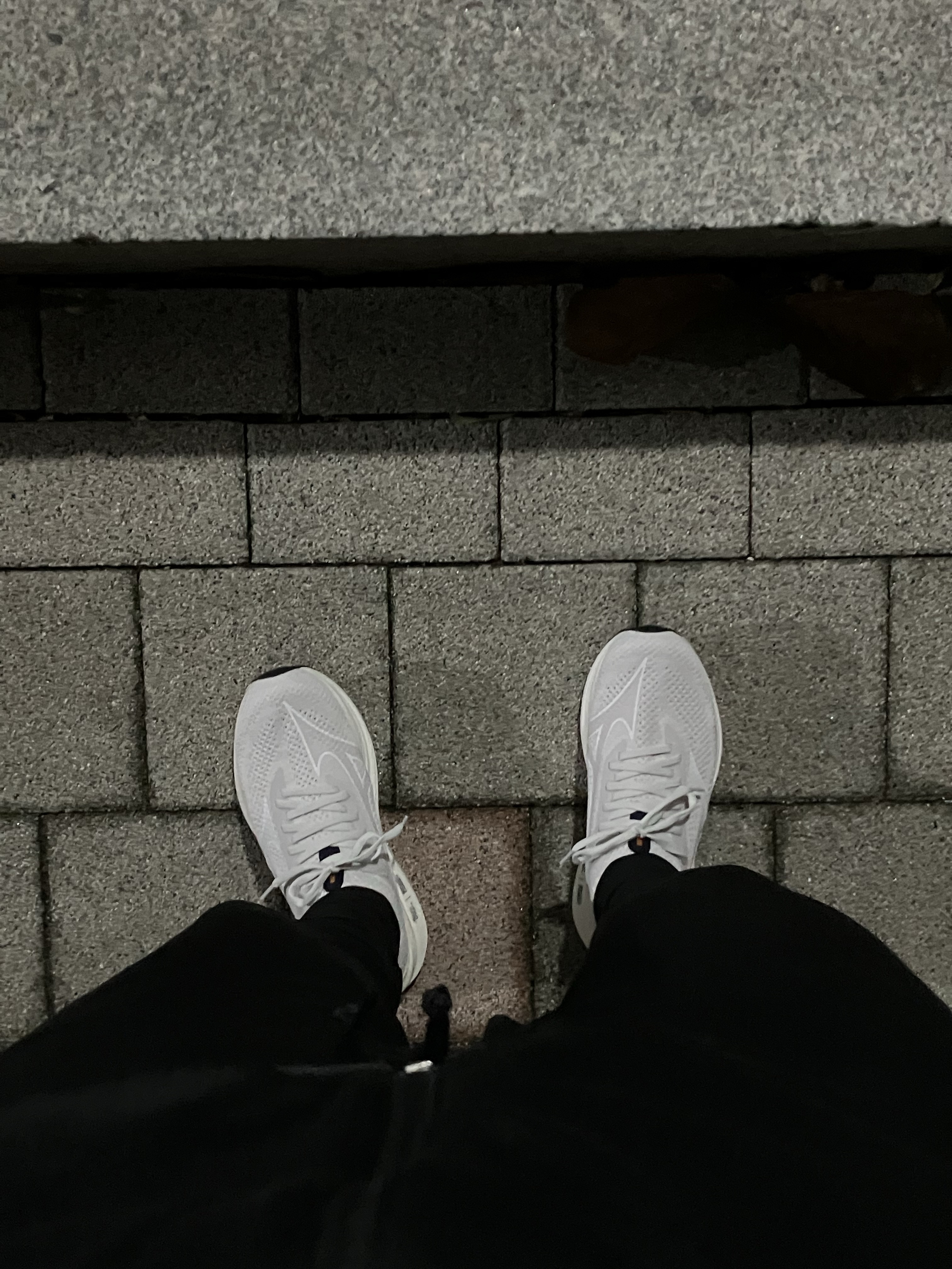 Mizuno Neo Zen Nimbus Cloud White 착용 스타일 - 3