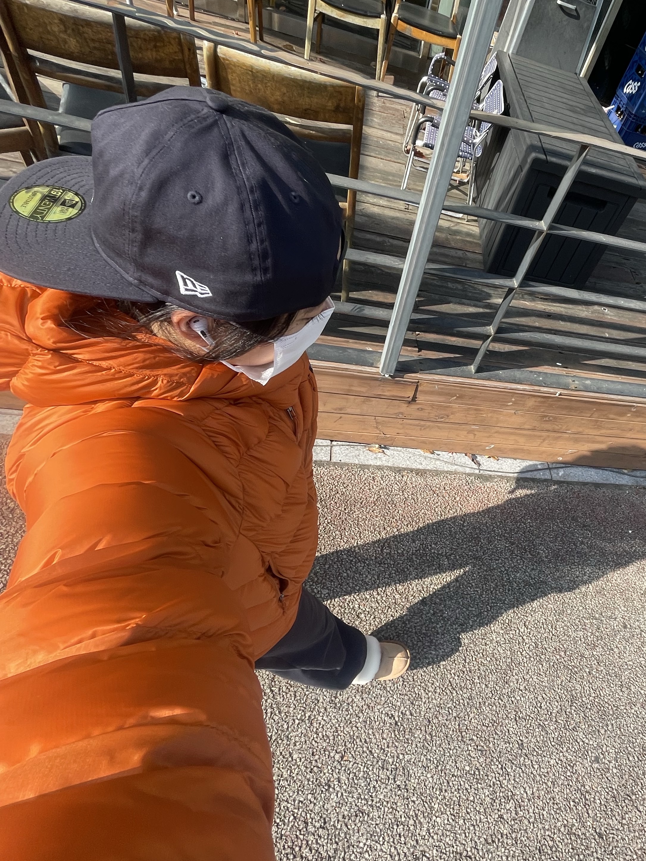 The North Face 1992 Nuptse Jacket Black, (W) The North Face White Label Novelty Nuptse Down Jacket Cocoa Brown 착용 스타일 - 5