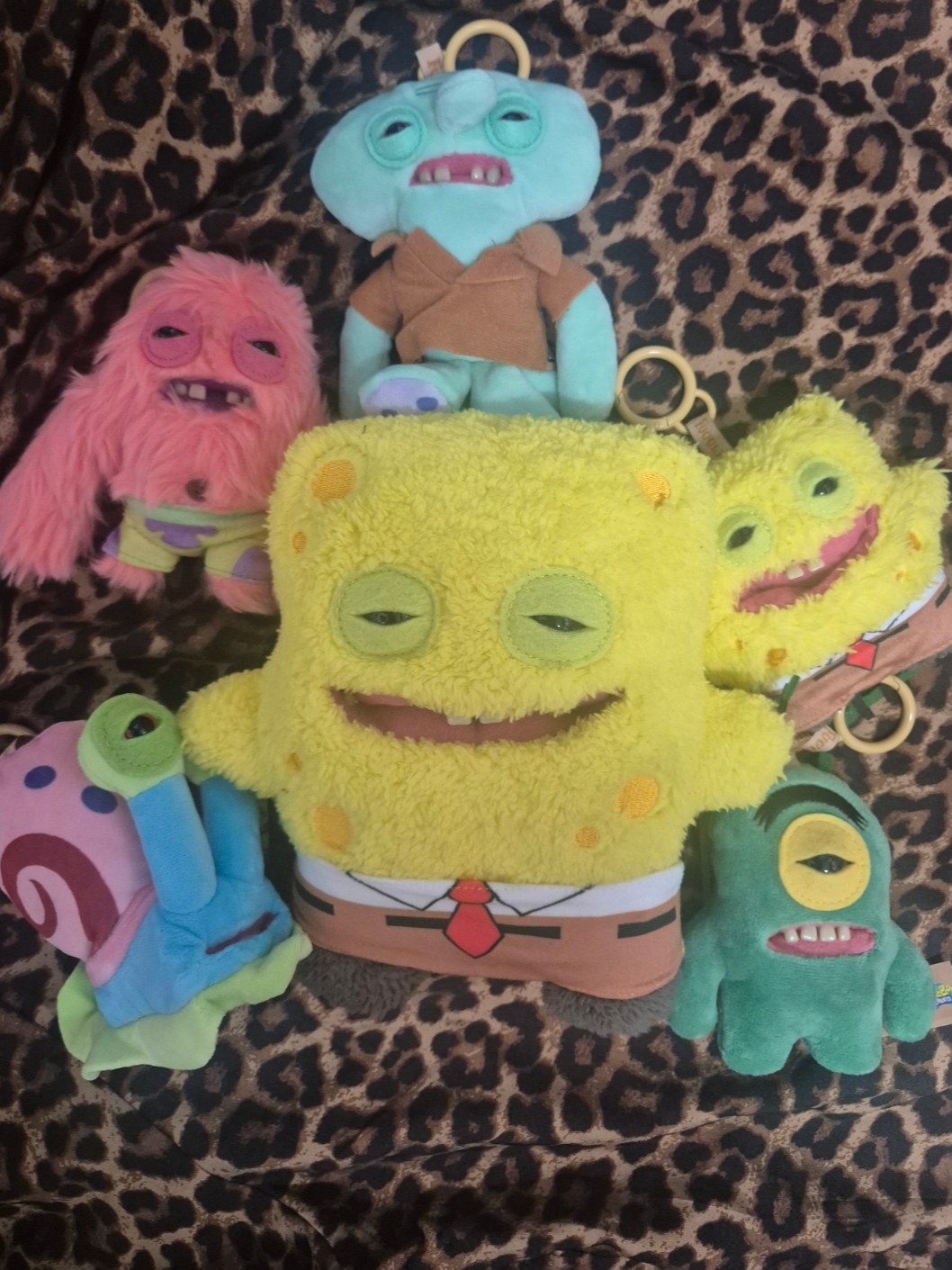 Fuggler Squidward Keyring, Fuggler x SpongeBob Patrick Star Keyring Pink 착용 스타일