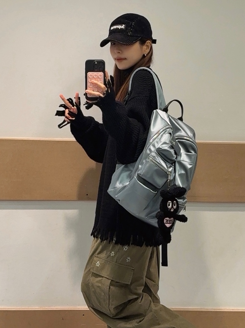 Supreme 2-Tone Corduroy Camp Cap Black - 23SS, Maison Mihara Yasuhiro Peterson OG Sole Canvas Low Sneakers Black 착용 스타일 - 1