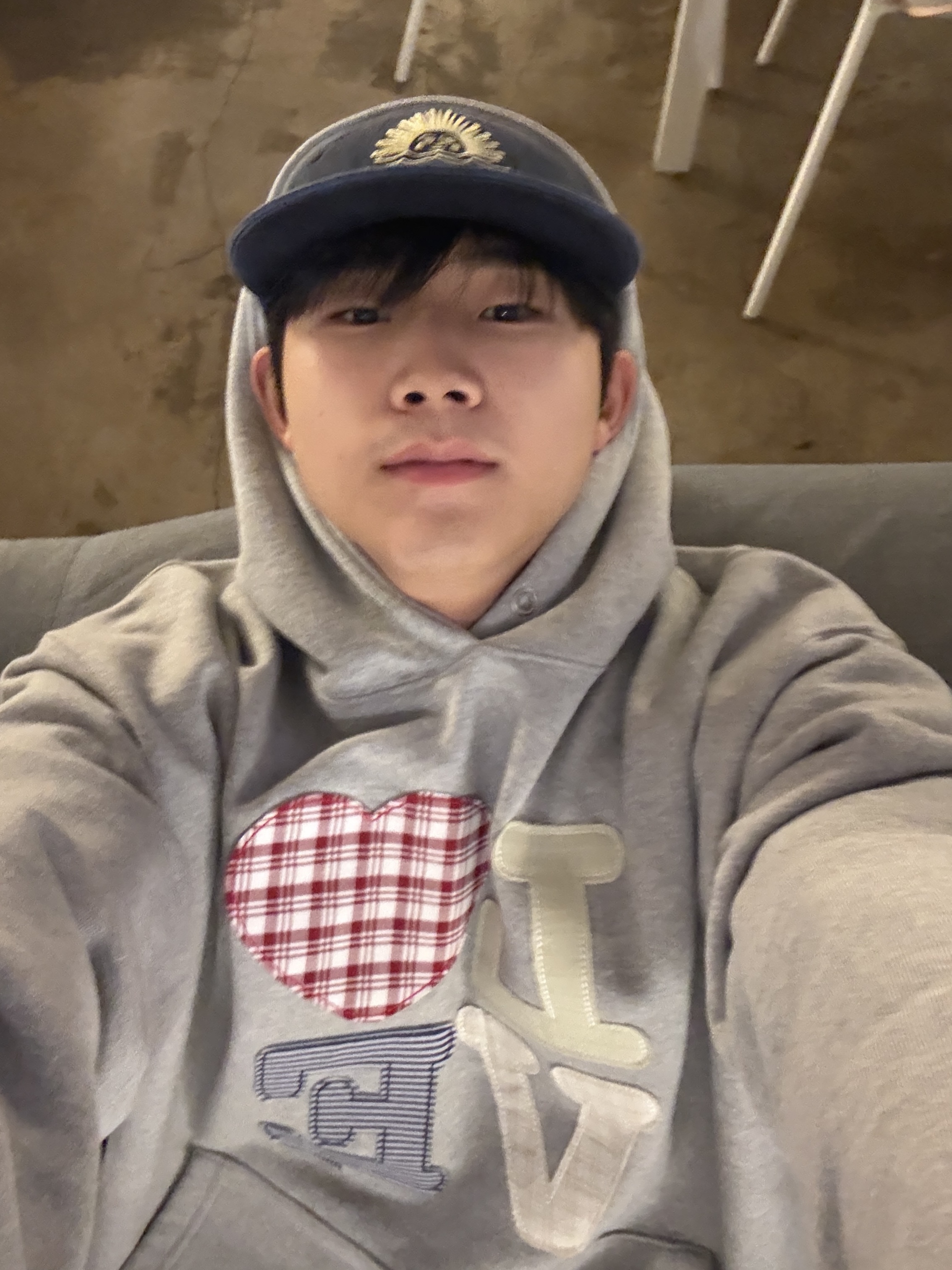 Hello Sunrise 90s Logo 6Panel Cap Navy 착용 스타일 - 2