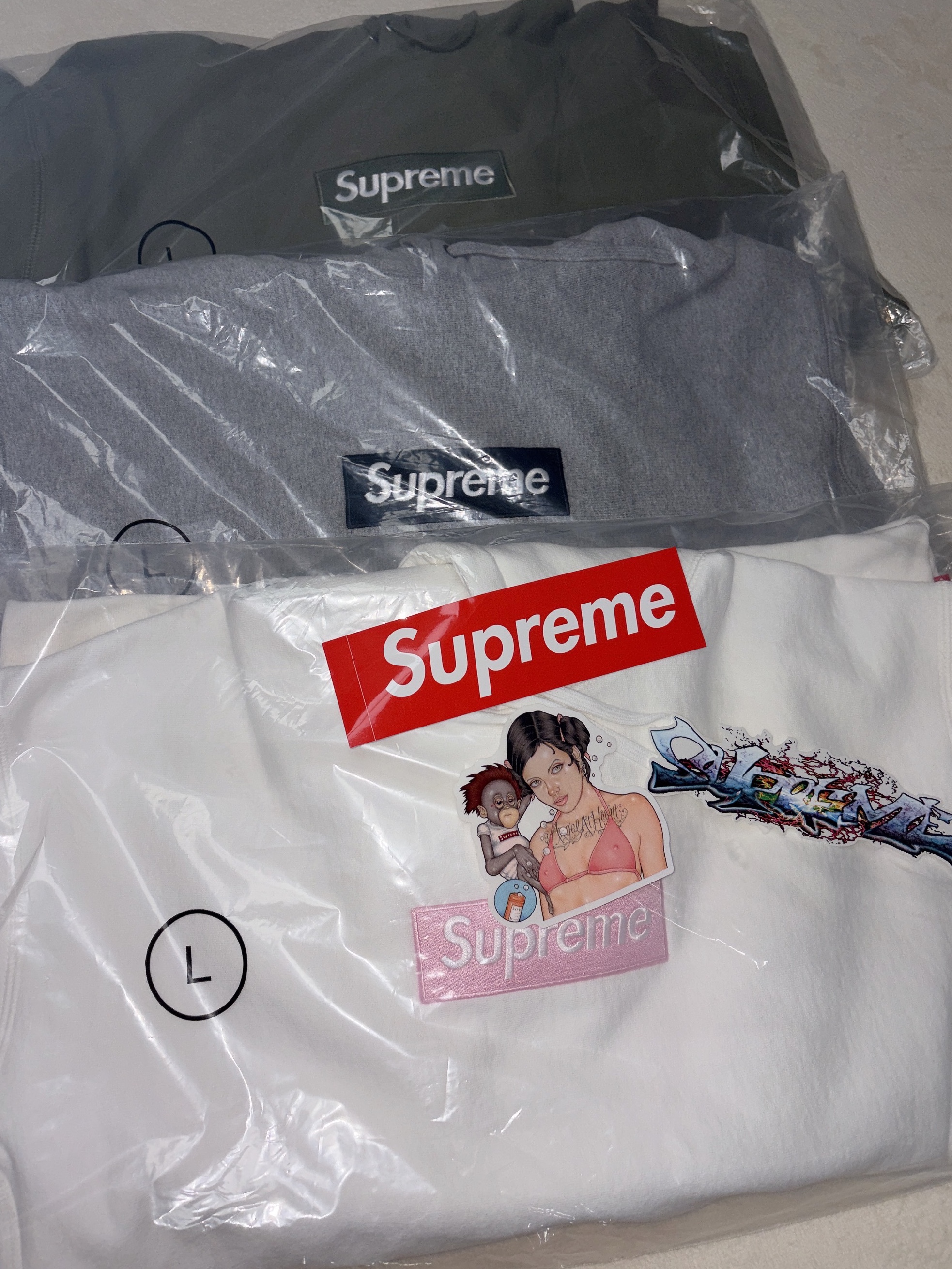 Supreme Box Logo Hooded Sweatshirt White - 25FW, Supreme Box Logo Hooded Sweatshirt Heather Grey - 25FW 착용 스타일