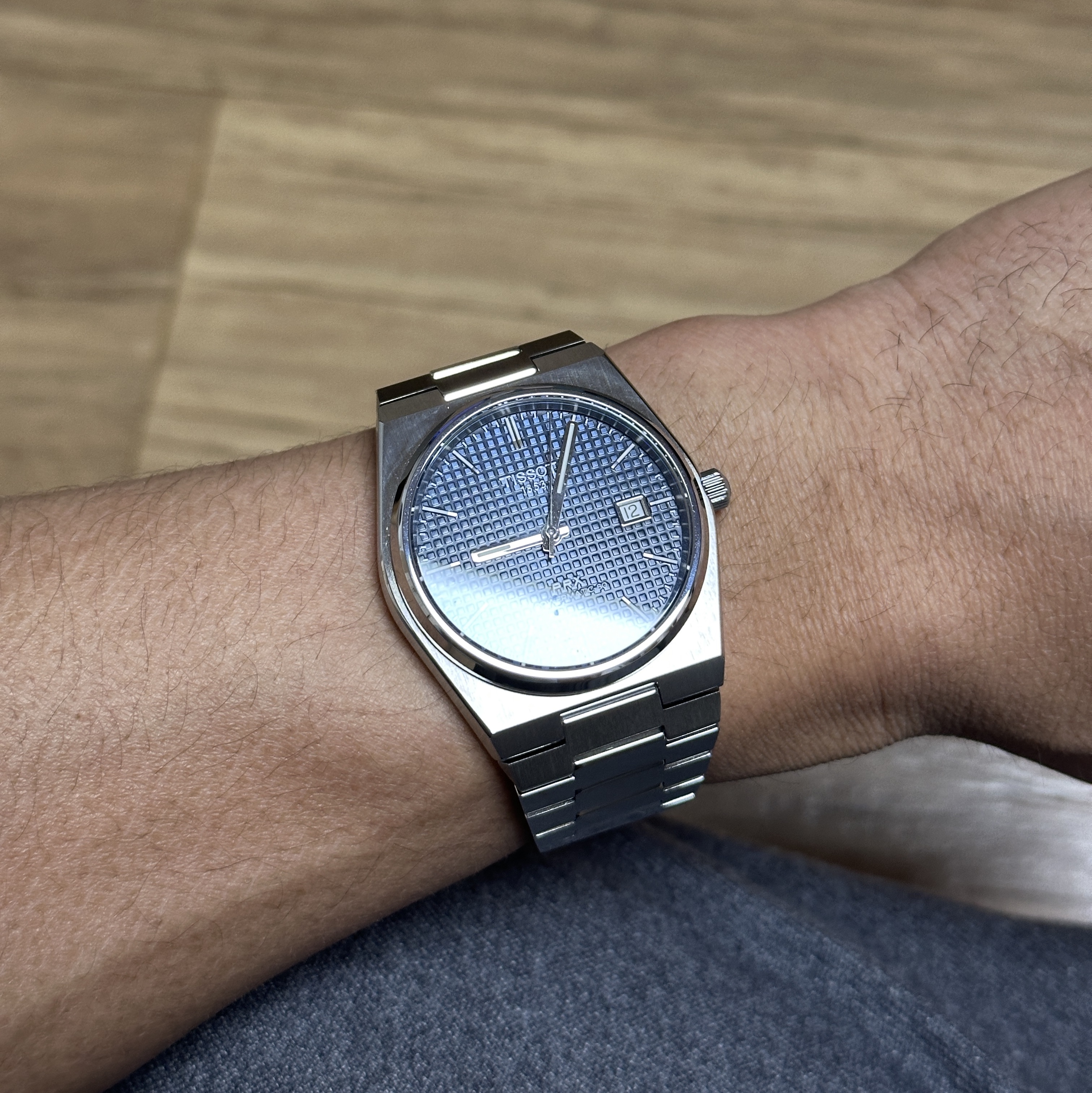 Tissot PRX Powermatic 80 40mm Steel Blue 착용 스타일 - 2