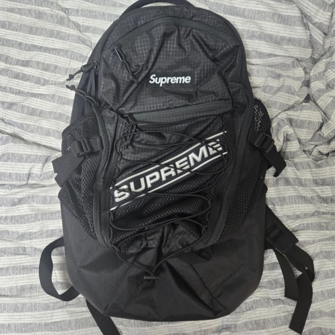 Supreme Backpack Black - 23FW 착용 스타일 - 1
