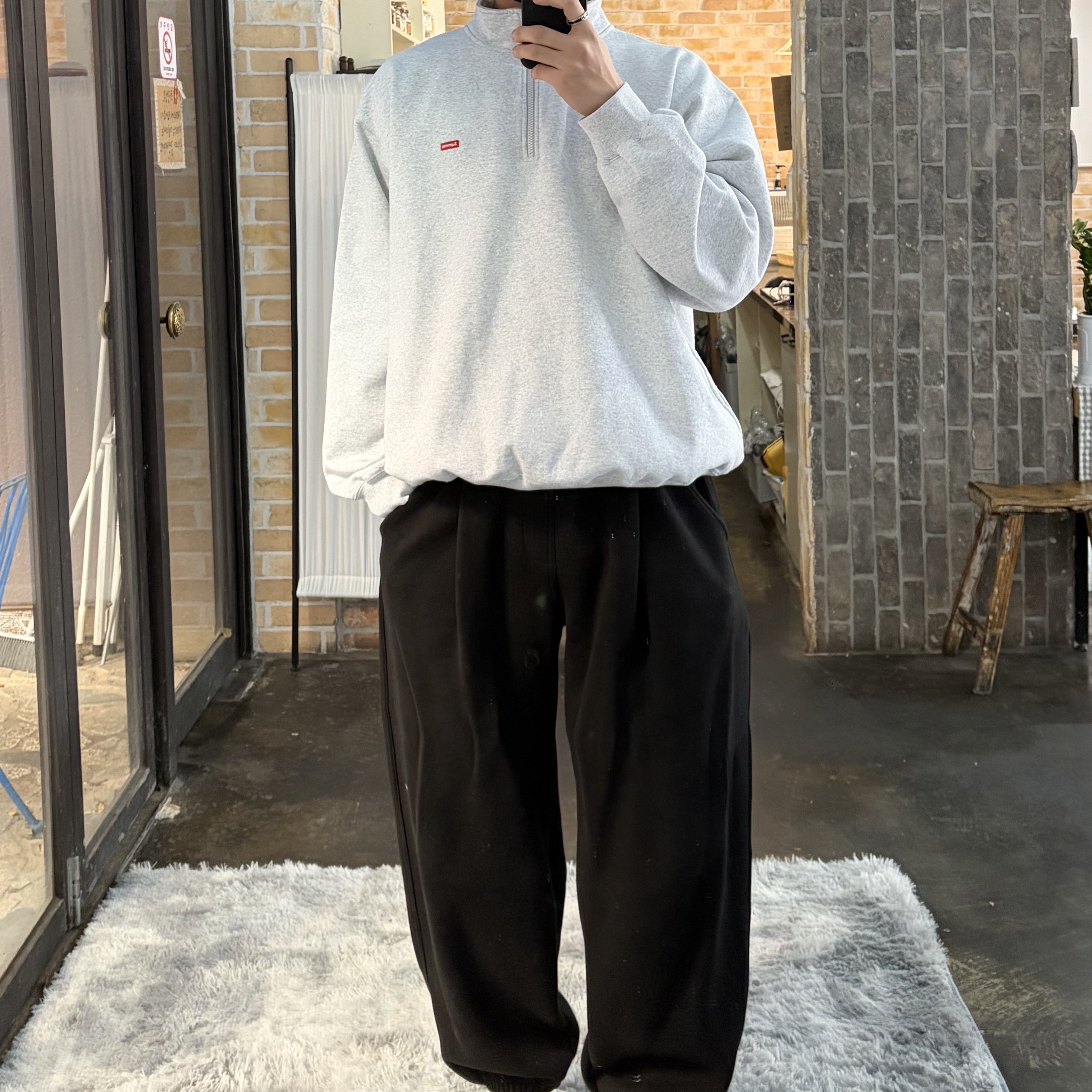 Supreme Small Box Half Zip Pullover Ash Grey - 25SS 착용 스타일