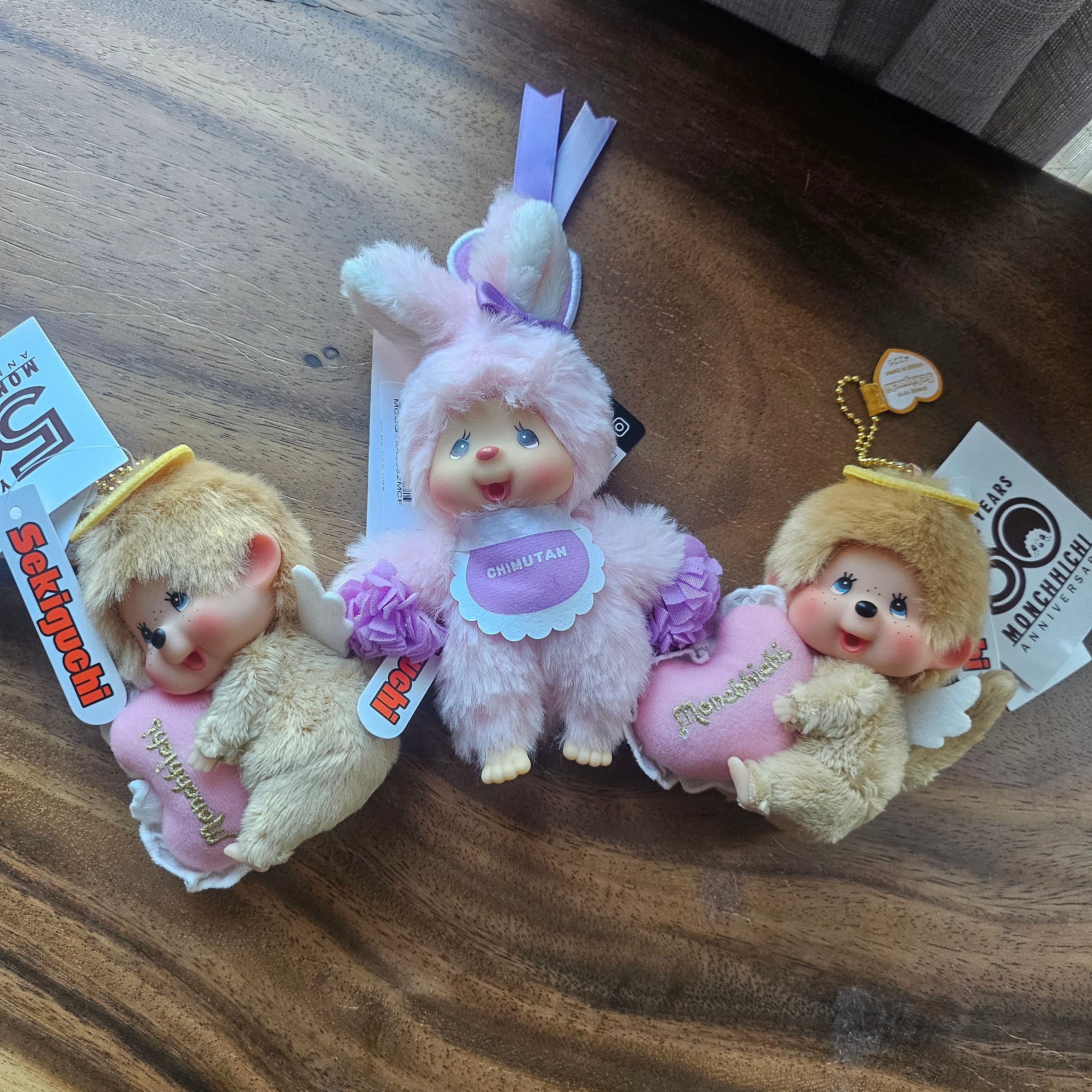 Monchhichi Bighead Love Happy Angel Key Chain Beige 착용 스타일