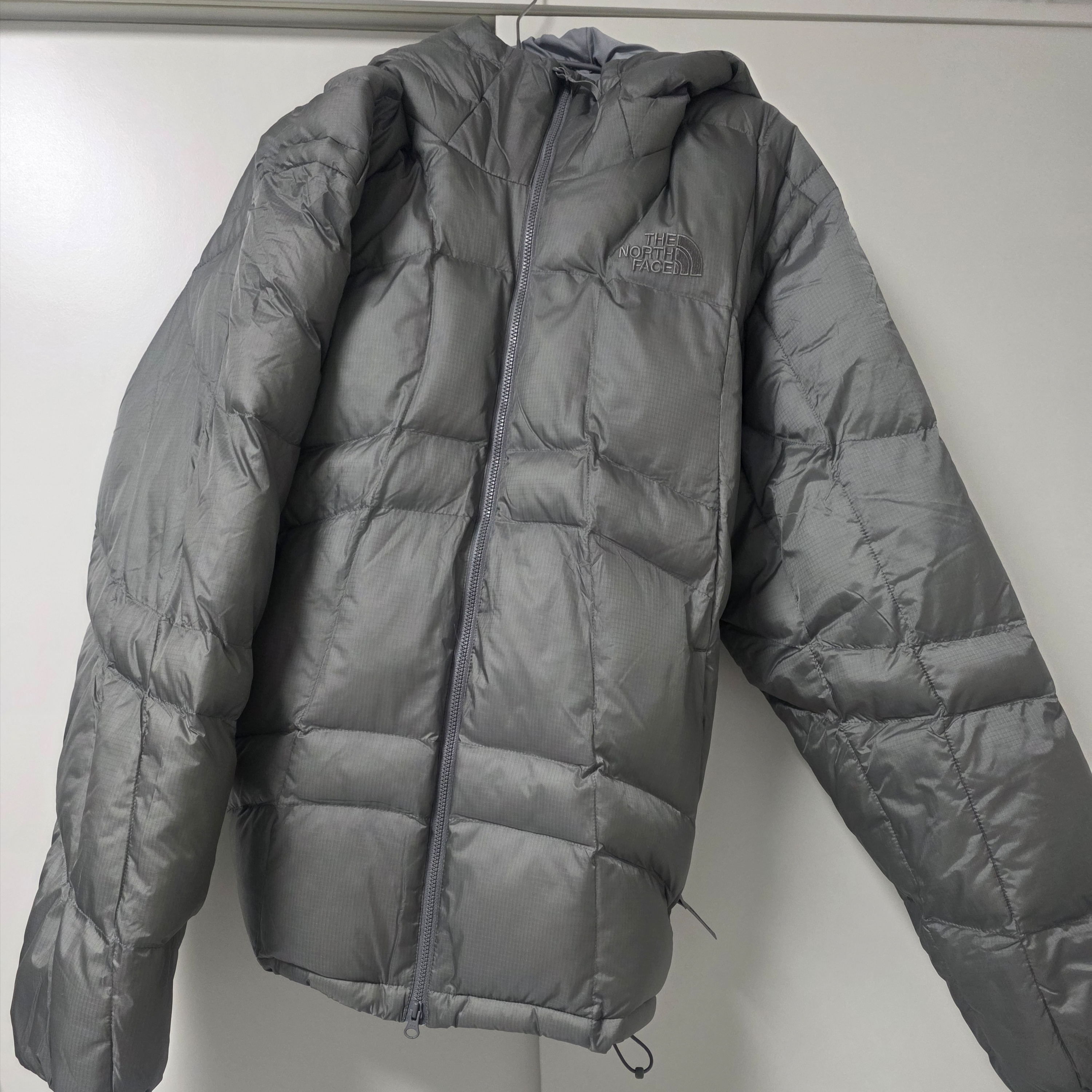 The North Face Wave LT On Jacket Gray 착용 스타일