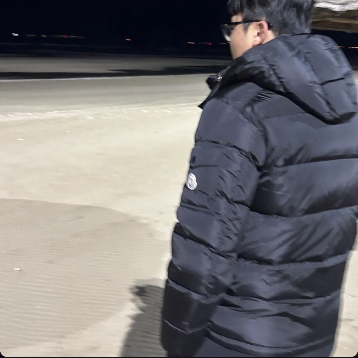 Moncler Maya Hooded Short Down Jacket Black - 25FW 착용 스타일