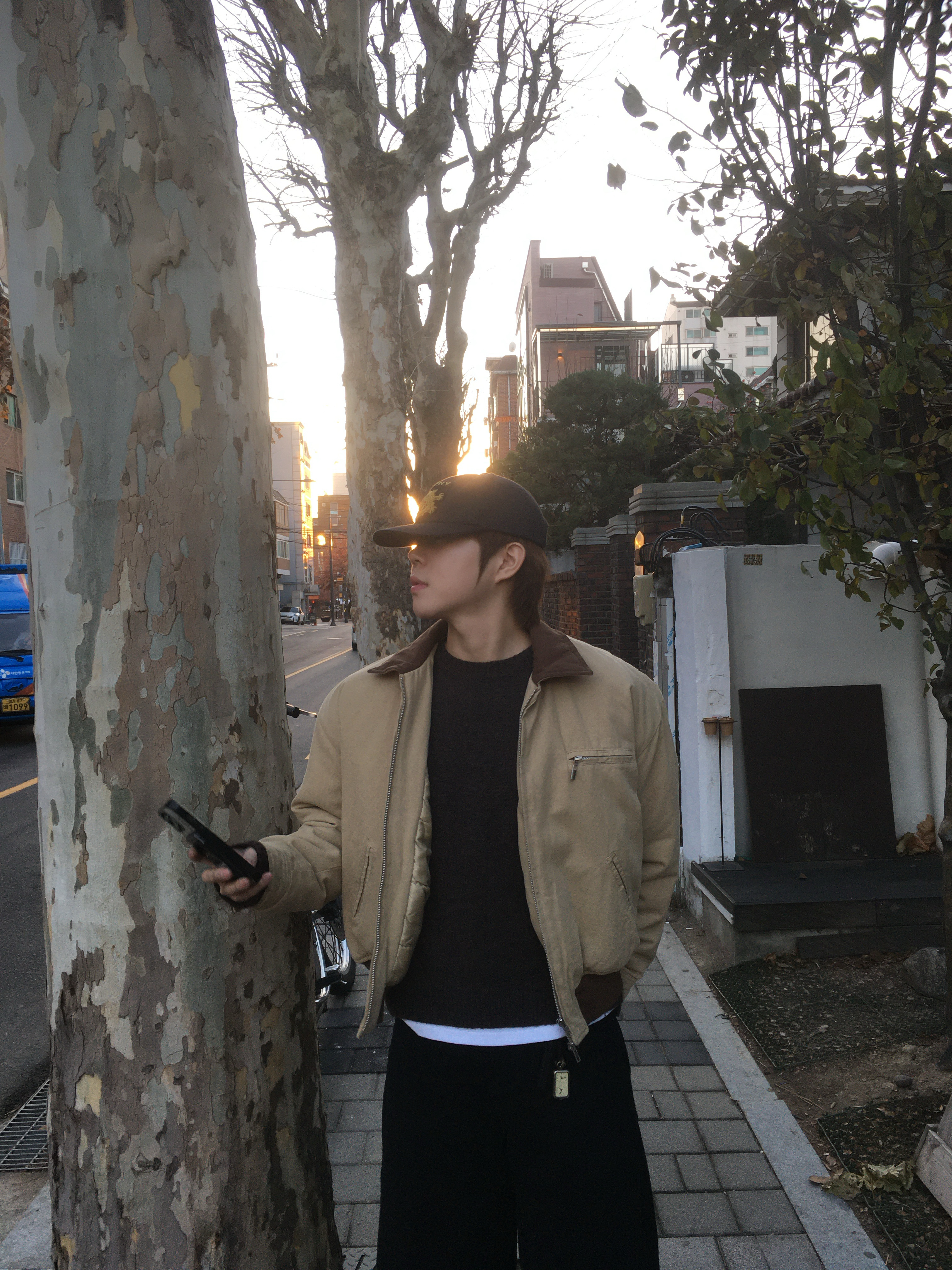 Supreme Bullion Dragon 6-Panel Black - 25SS, Dr. Martens 1461 Smooth Black 착용 스타일 - 3