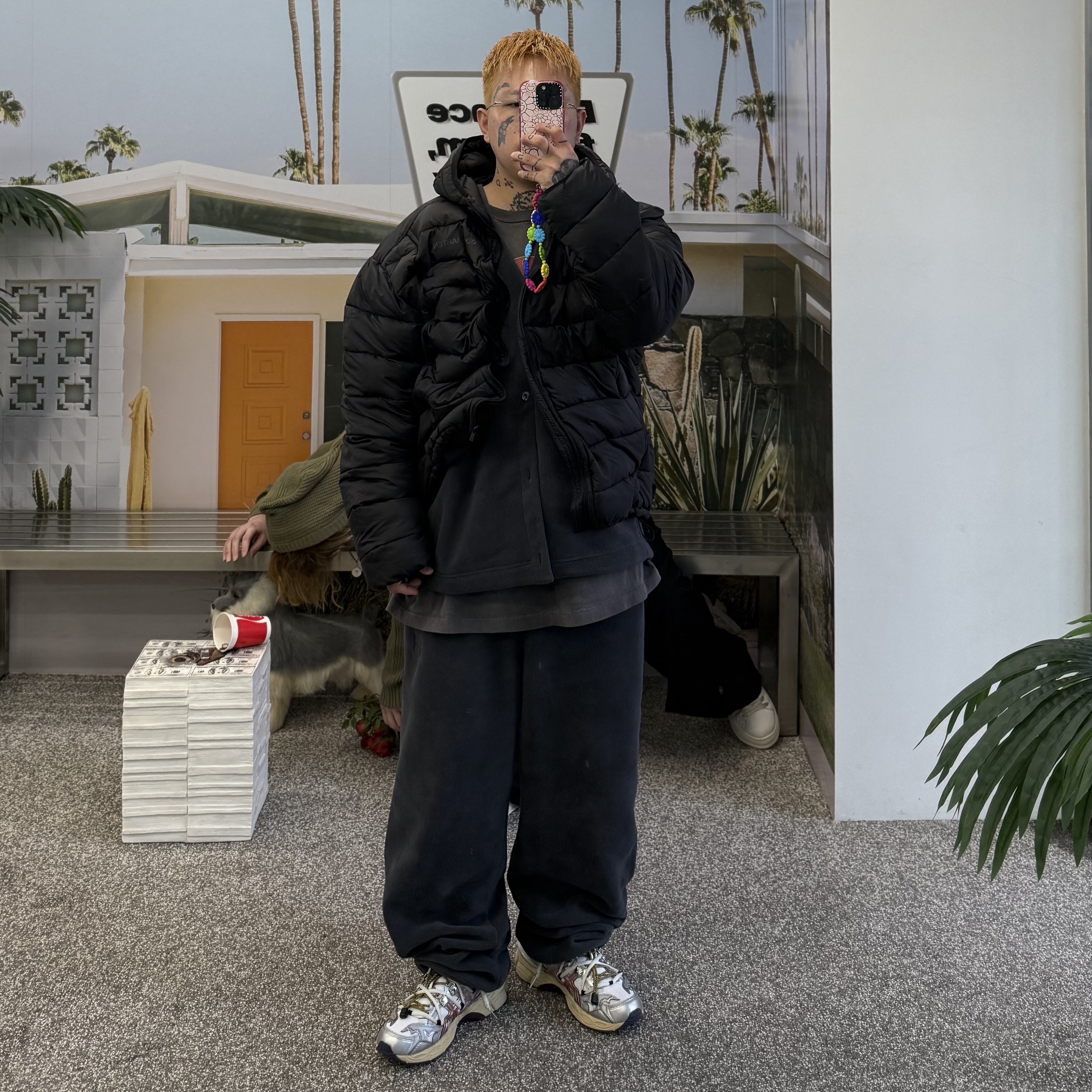 Asics x Toga Gel-Cumulus 16 TG White Red Pure Silver, H&M x Glenn Martens Boning Detail Puffer Jacket Black 착용 스타일 - 1