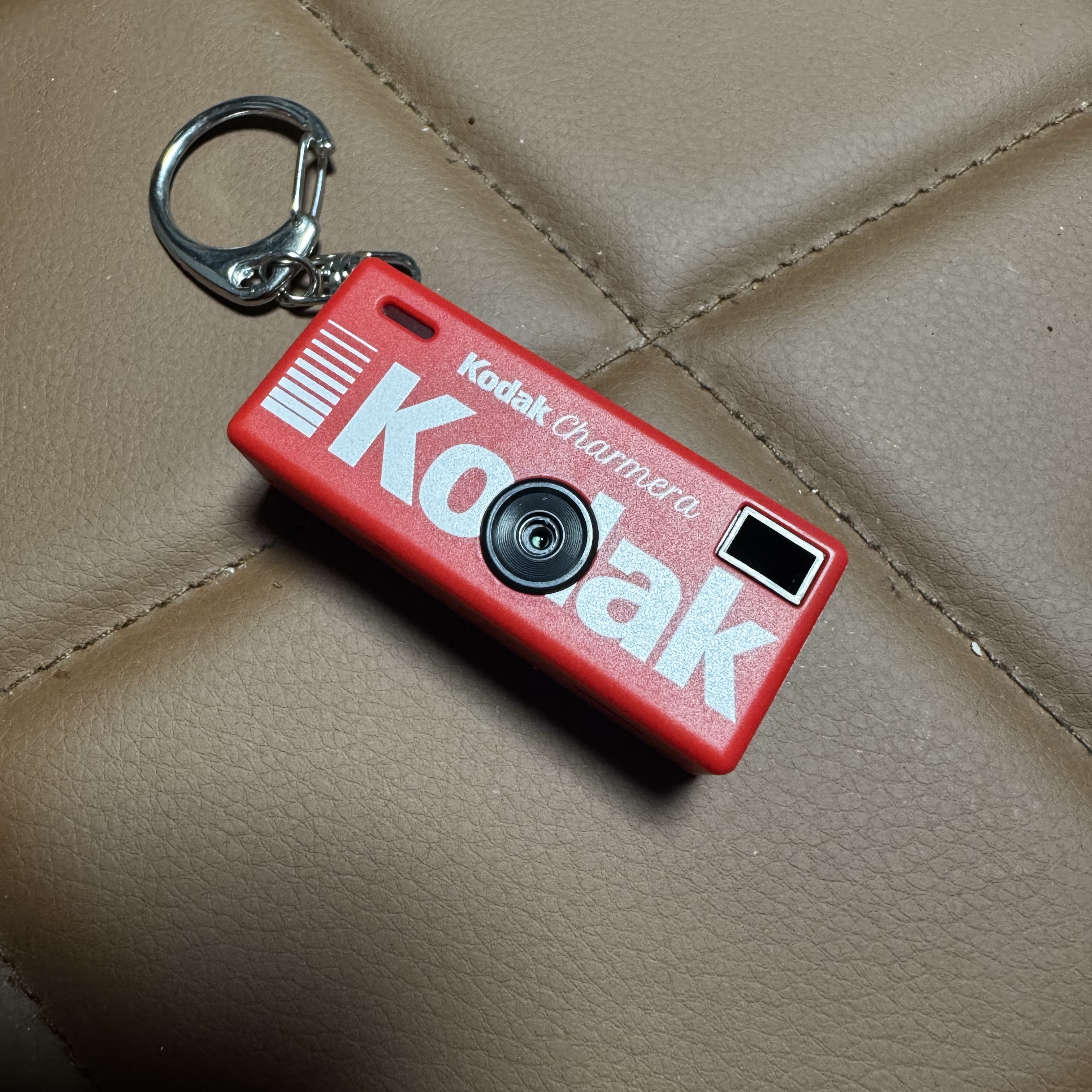 Kodak Charmera Key Chain Film Camera Sealed Case (1 Blind Box) 착용 스타일