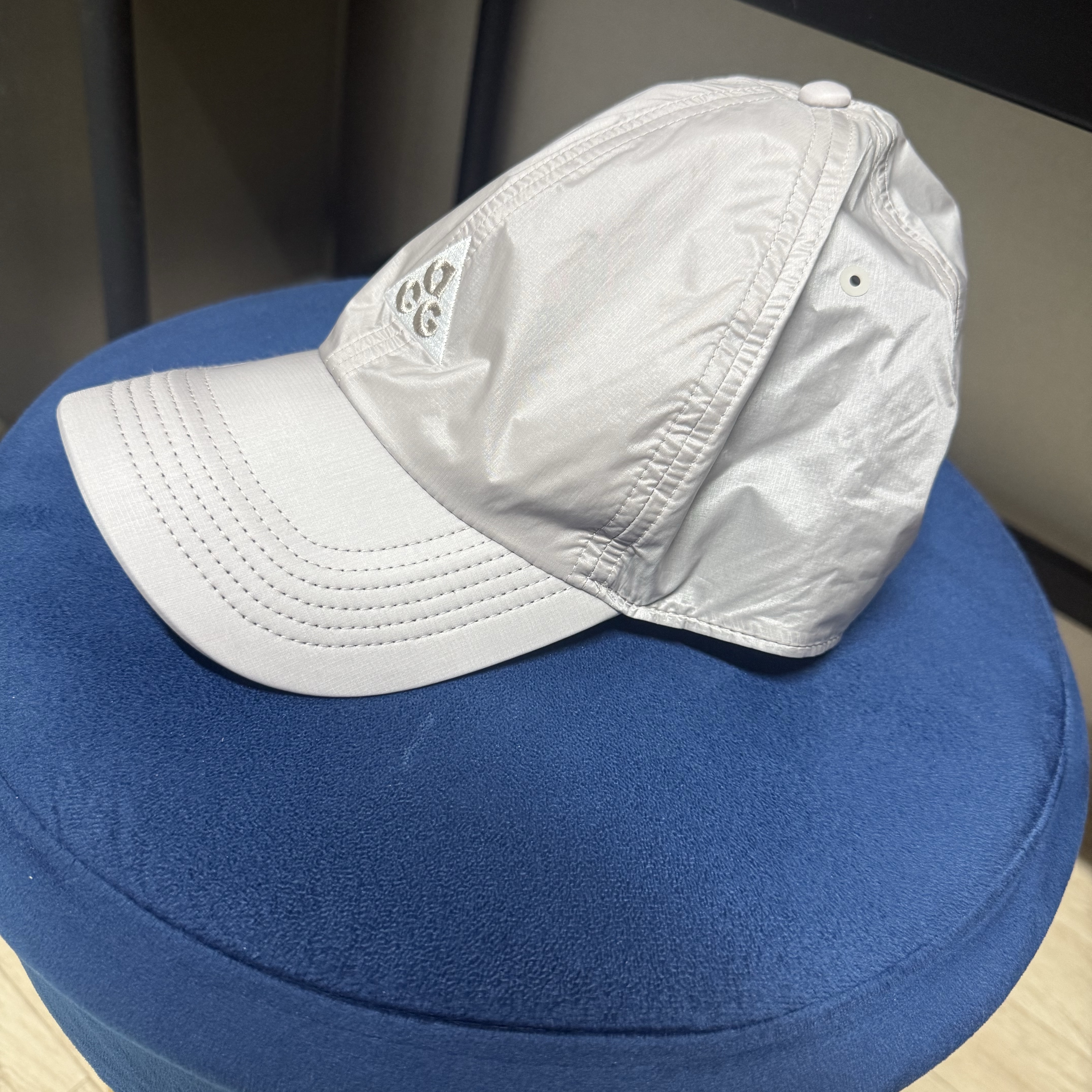 Nike ACG Dri-Fit Club Trail Cap College Grey 착용 스타일
