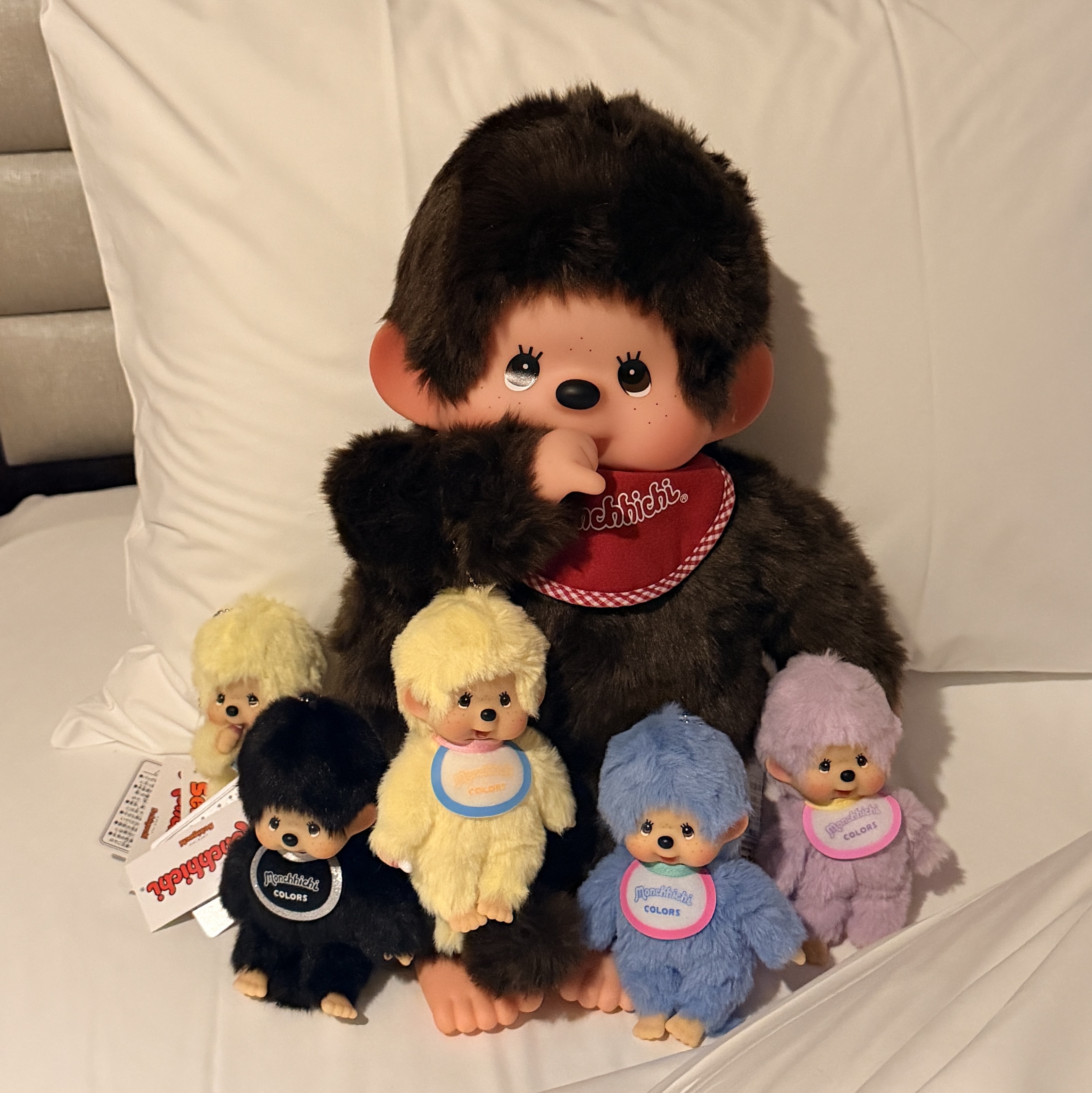 Monchhichi COLORS Keychain Yellow, Monchhichi COLORS Keychain Purple 착용 스타일