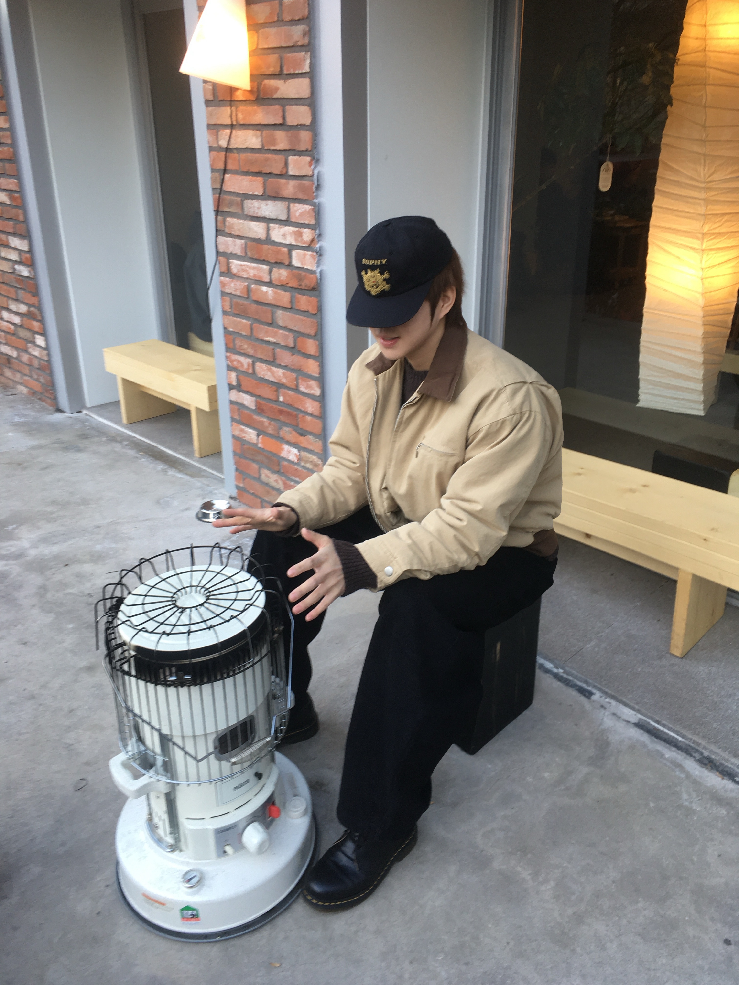 Supreme Bullion Dragon 6-Panel Black - 25SS, Dr. Martens 1461 Smooth Black 착용 스타일 - 2