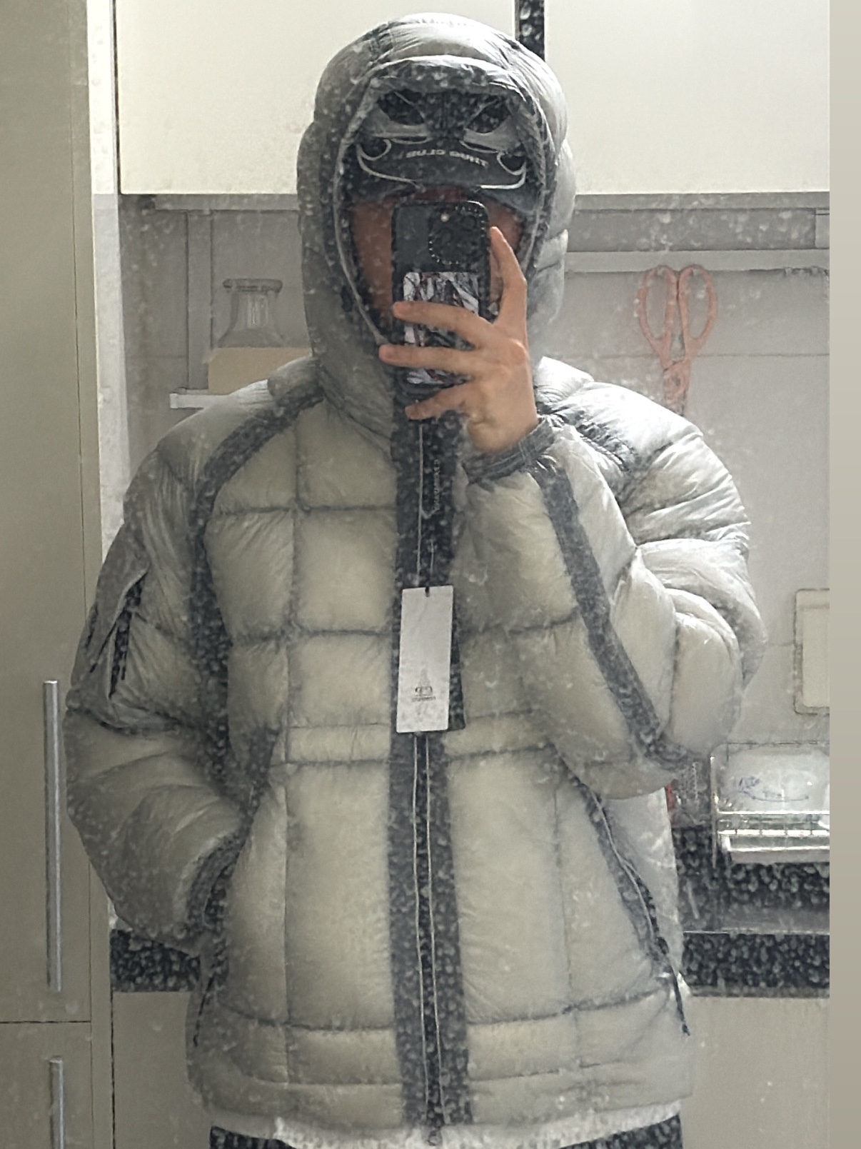 C.P. Company Korea Exclusive D.D. Shell Hooded Down Jacket Lunar Rock - 25FW 착용 스타일 - 2