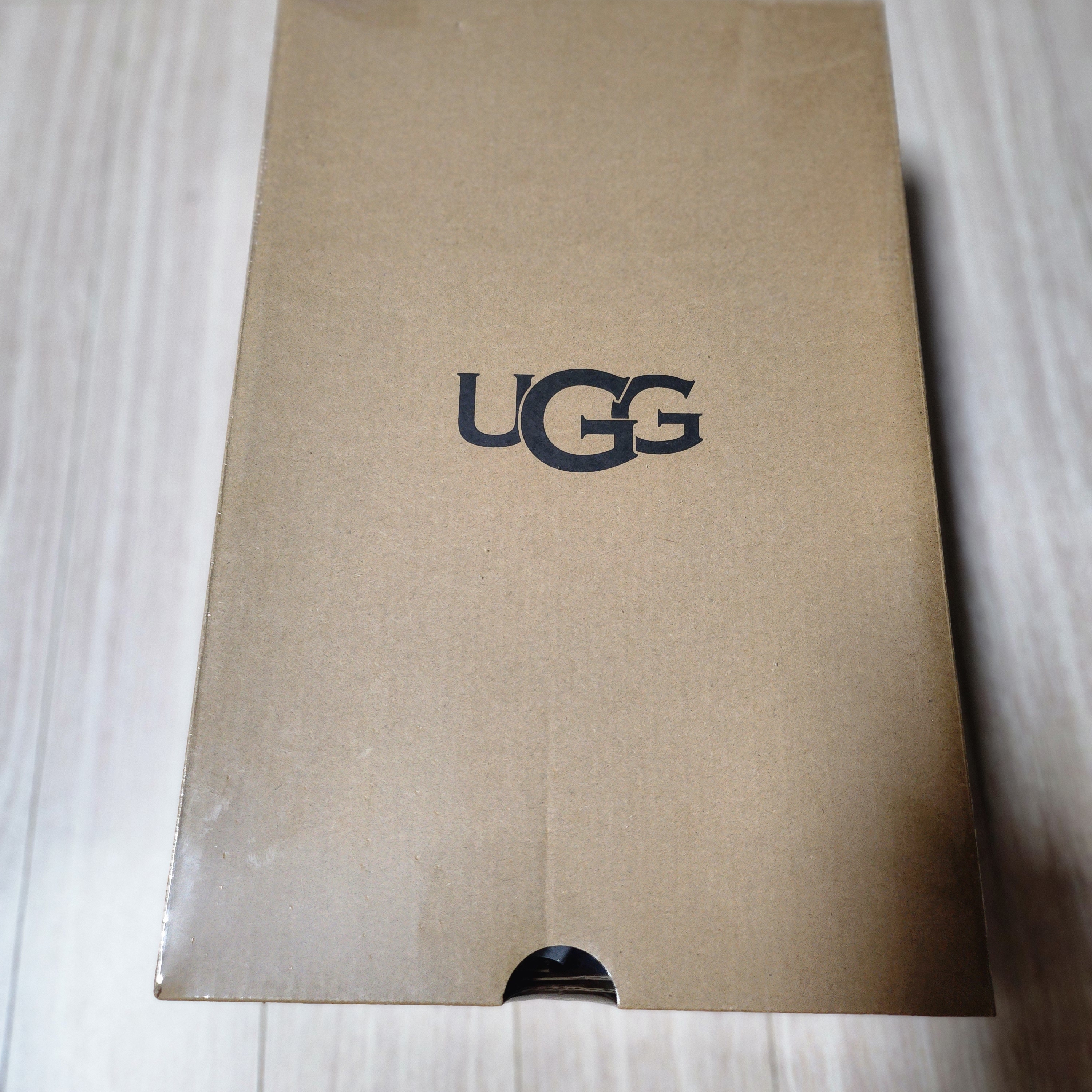 (W) UGG Tazz II Black 착용 스타일 - 1
