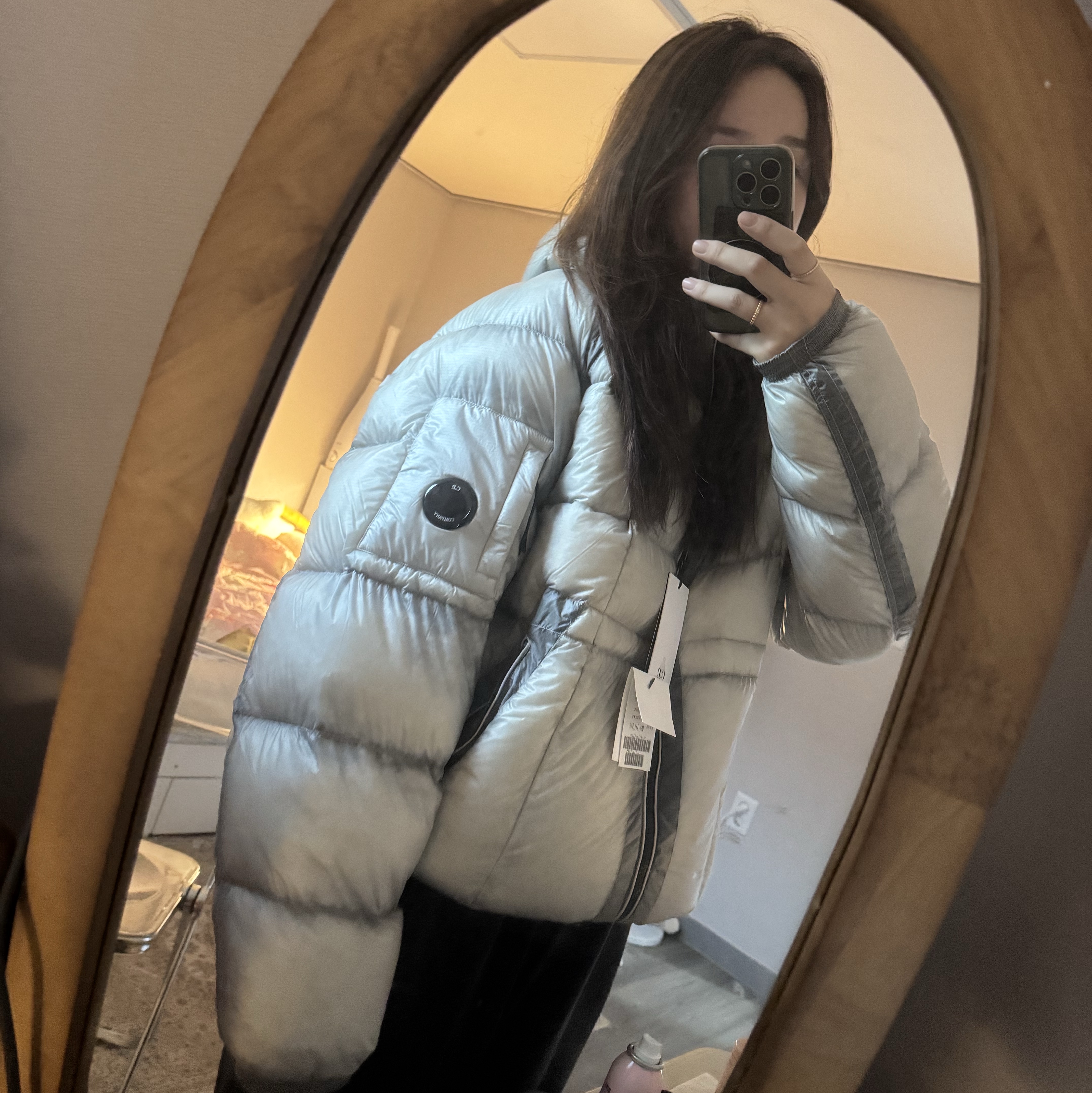 C.P. Company Korea Exclusive D.D. Shell Hooded Down Jacket Lunar Rock - 25FW 착용 스타일 - 2