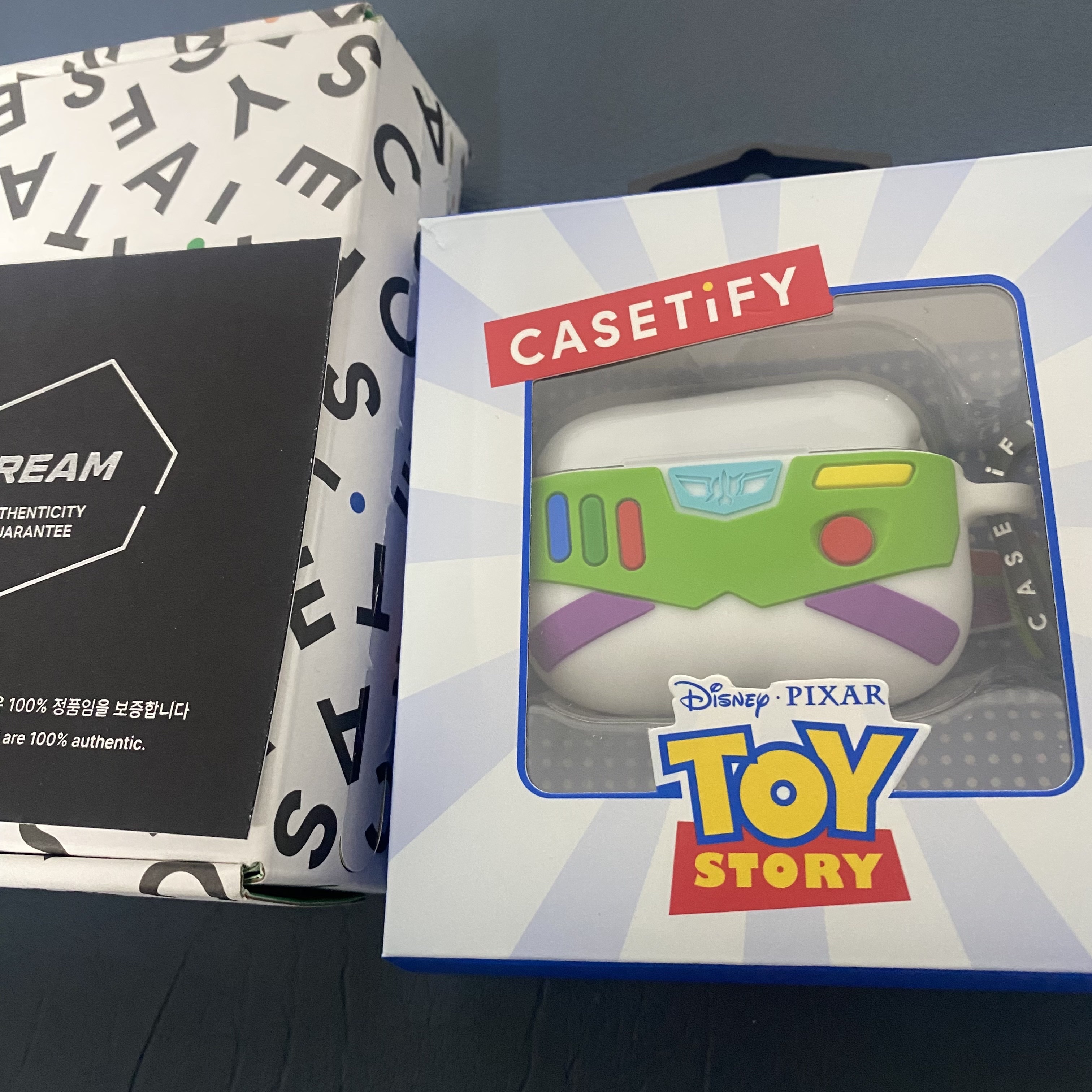 Casetify x Toy Story Buzz Lightyear Collectible AirPods Pro 1st/2nd Gen Case 착용 스타일