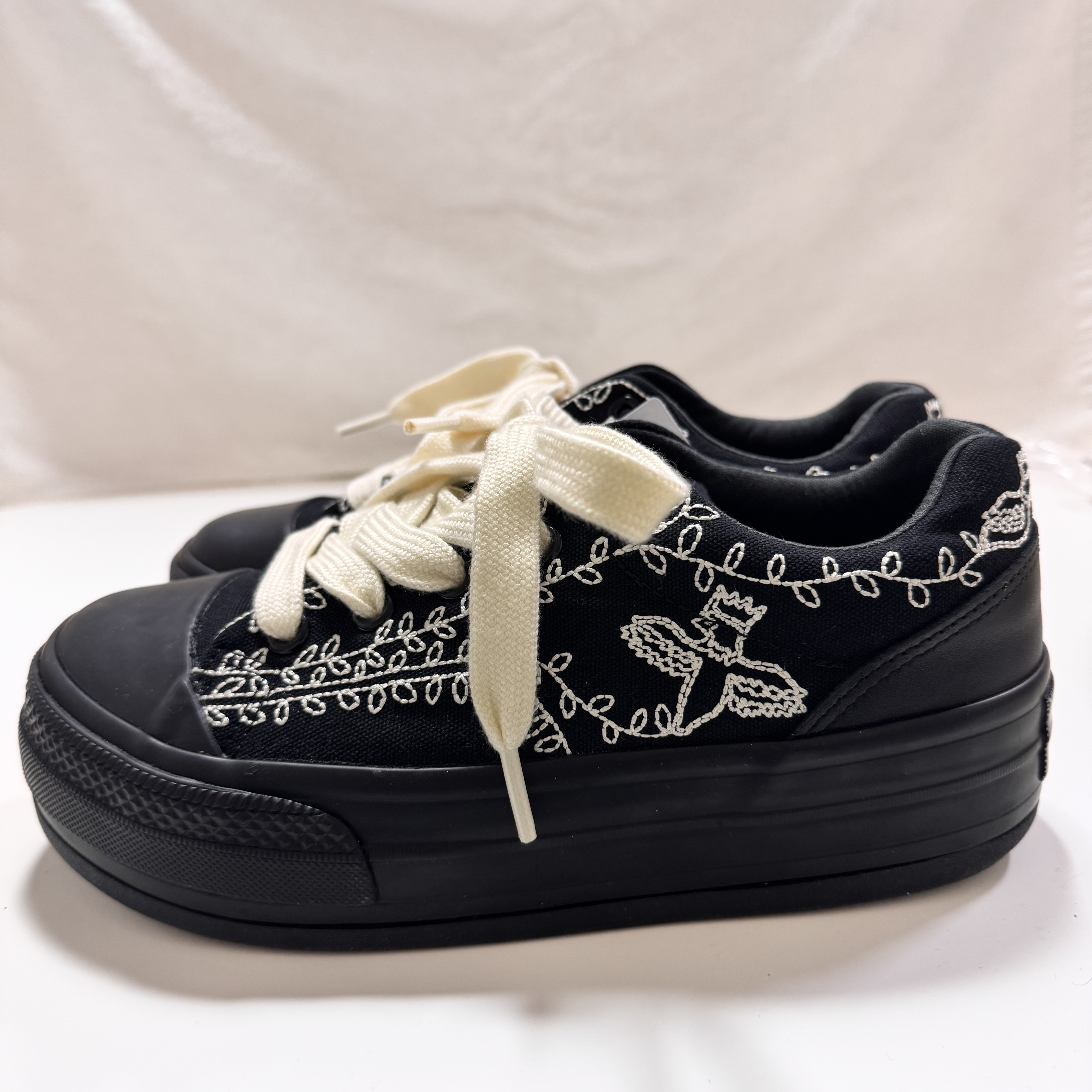 Converse x SHINYAKOZUKA All Star Boarderstar Ox Black 착용 스타일 - 4