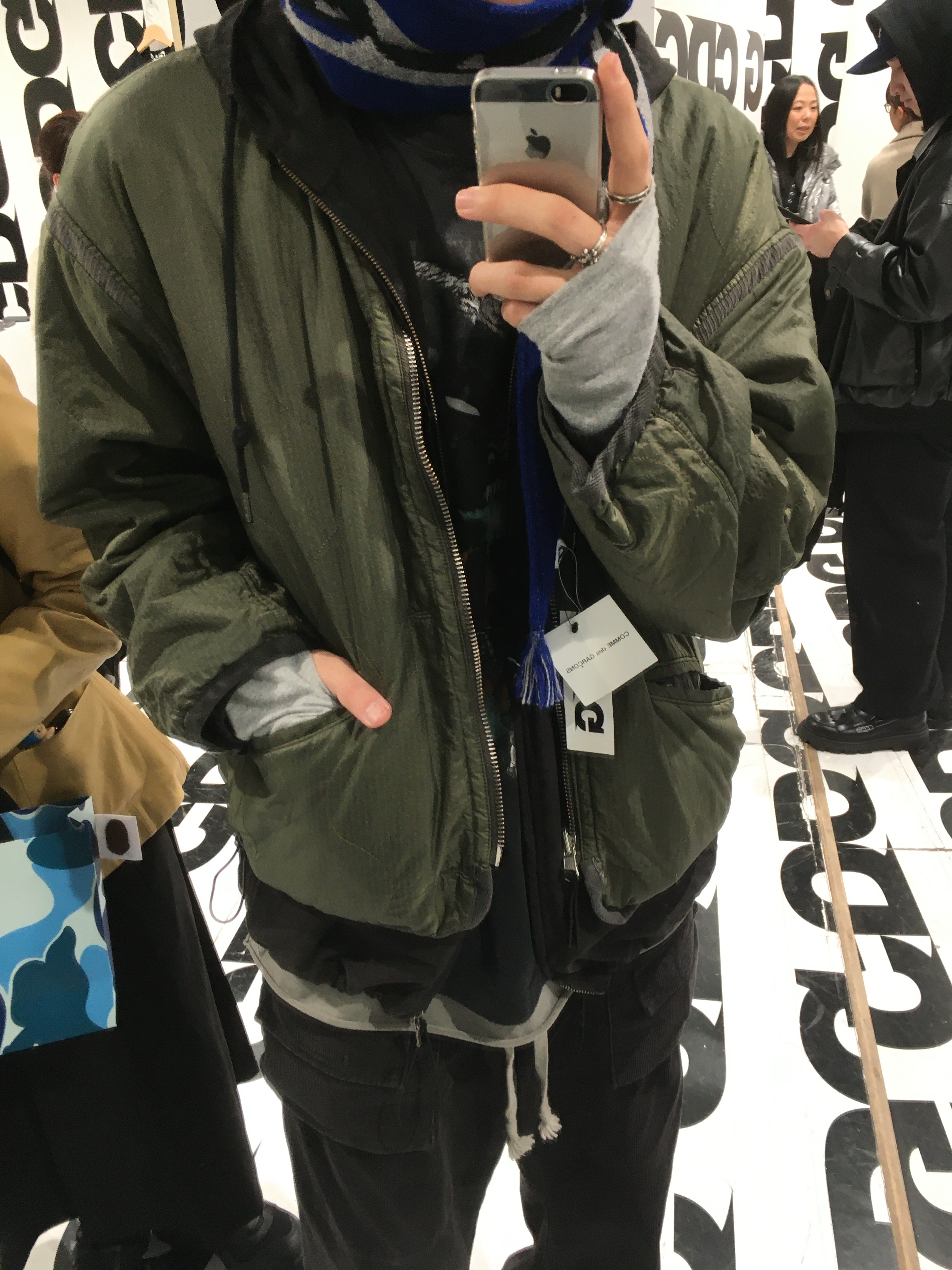 Polyteru Reversible Liner Jacket Used Olive + Quilted Green, CDG Logo Check Muffler Blue 착용 스타일 - 1